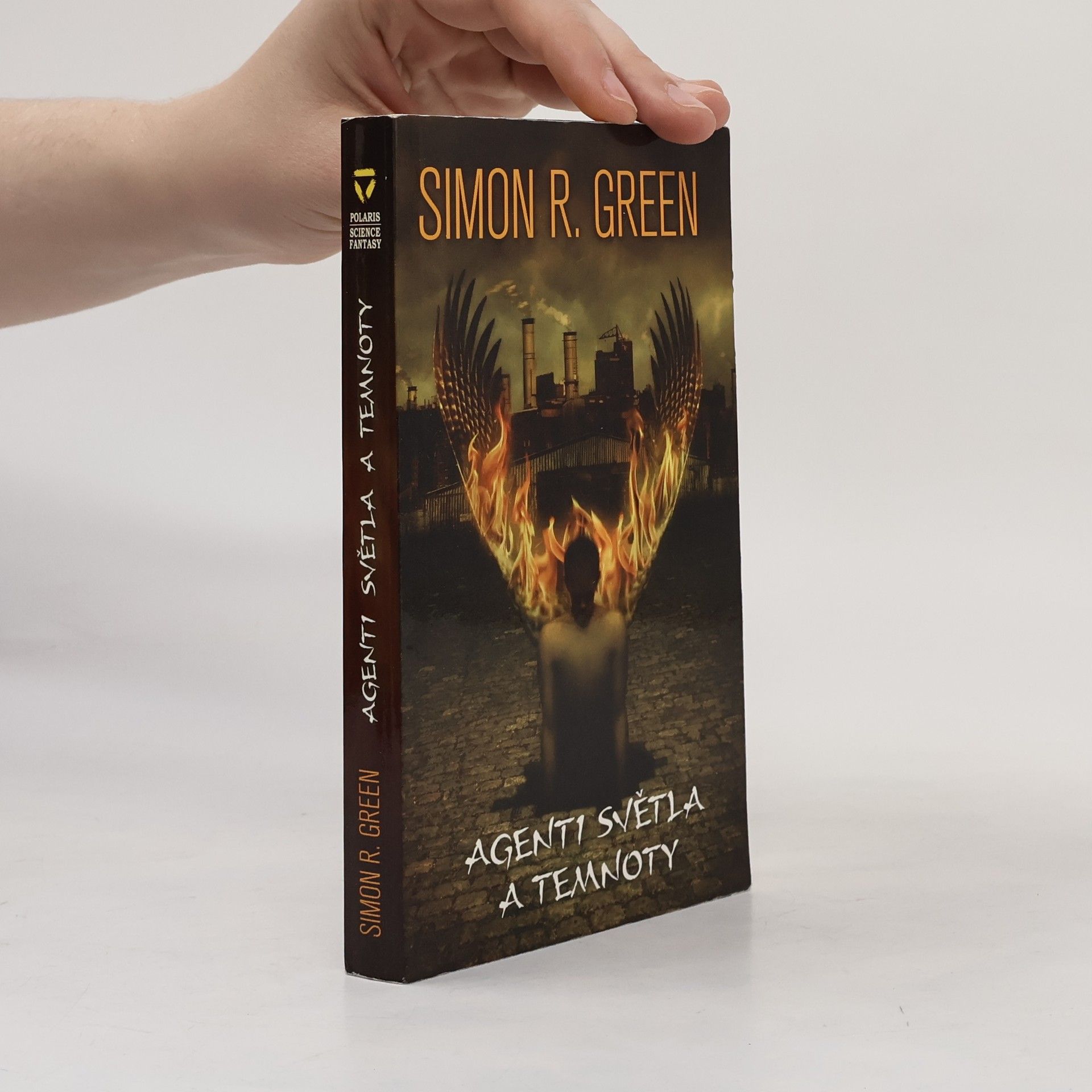 Simon R. Green Agenti světla a temnoty