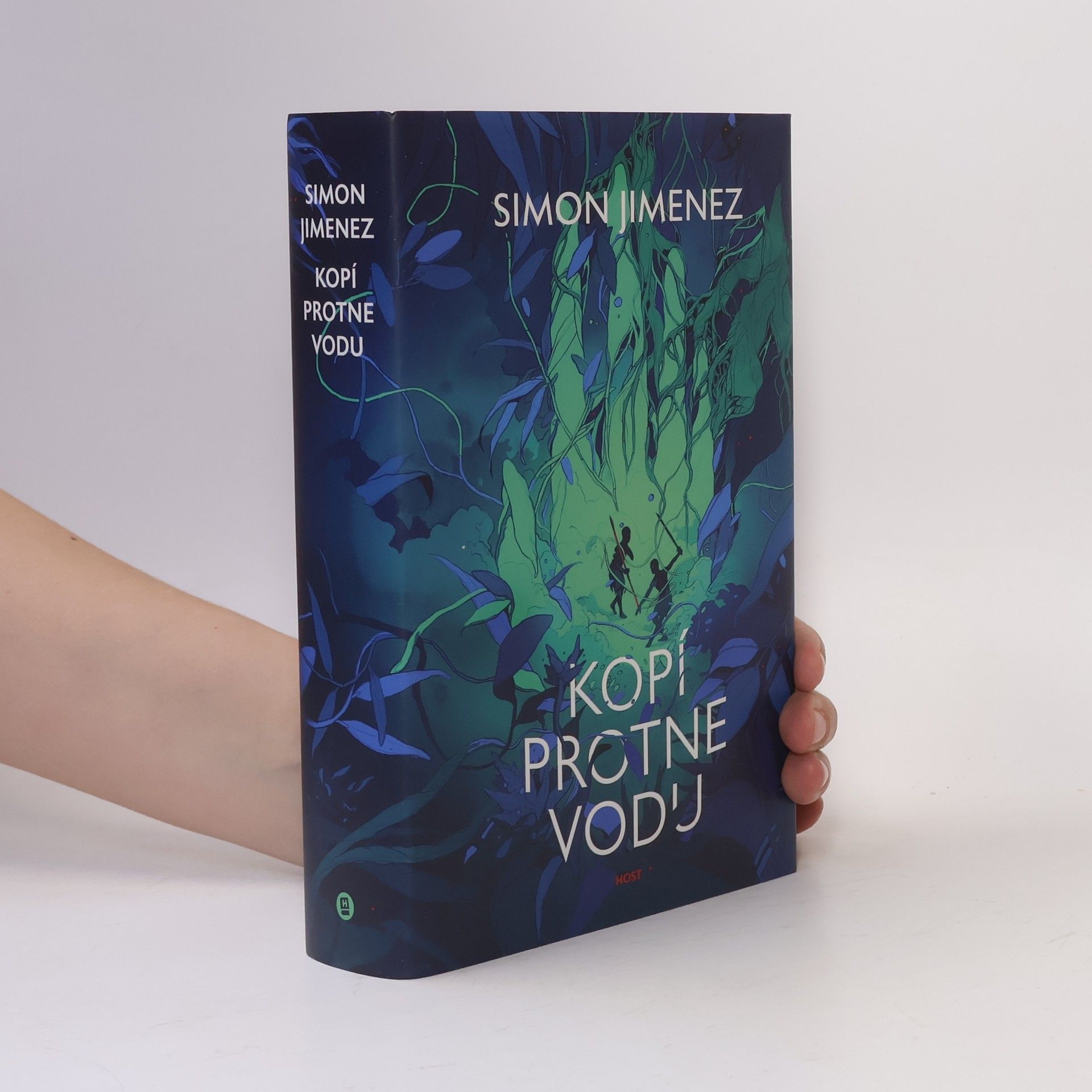 Simon Jimenez Kopí protne vodu