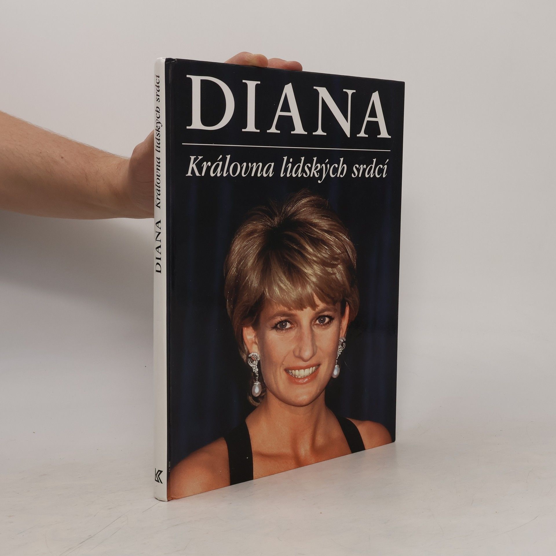 Michael OMara Diana. Královna lidských srdcí