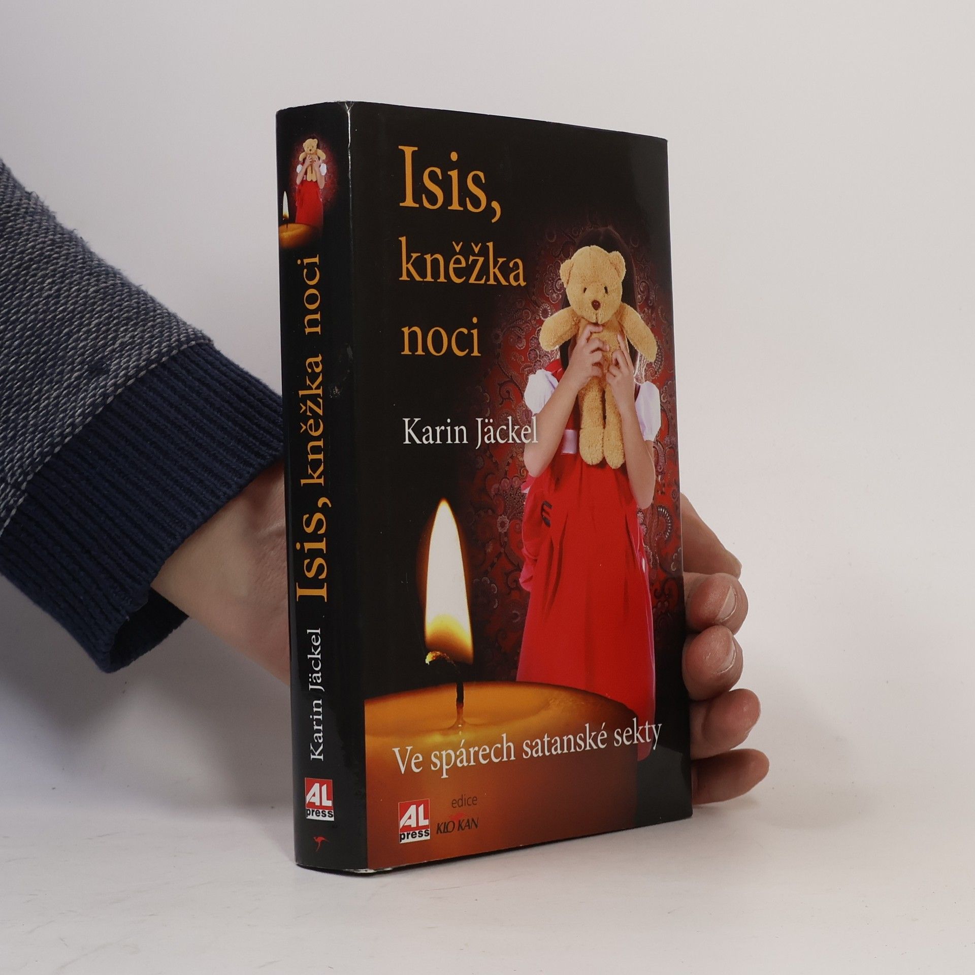 Karin Jäckel Isis, kněžka noci: ve spárech satanské sekty