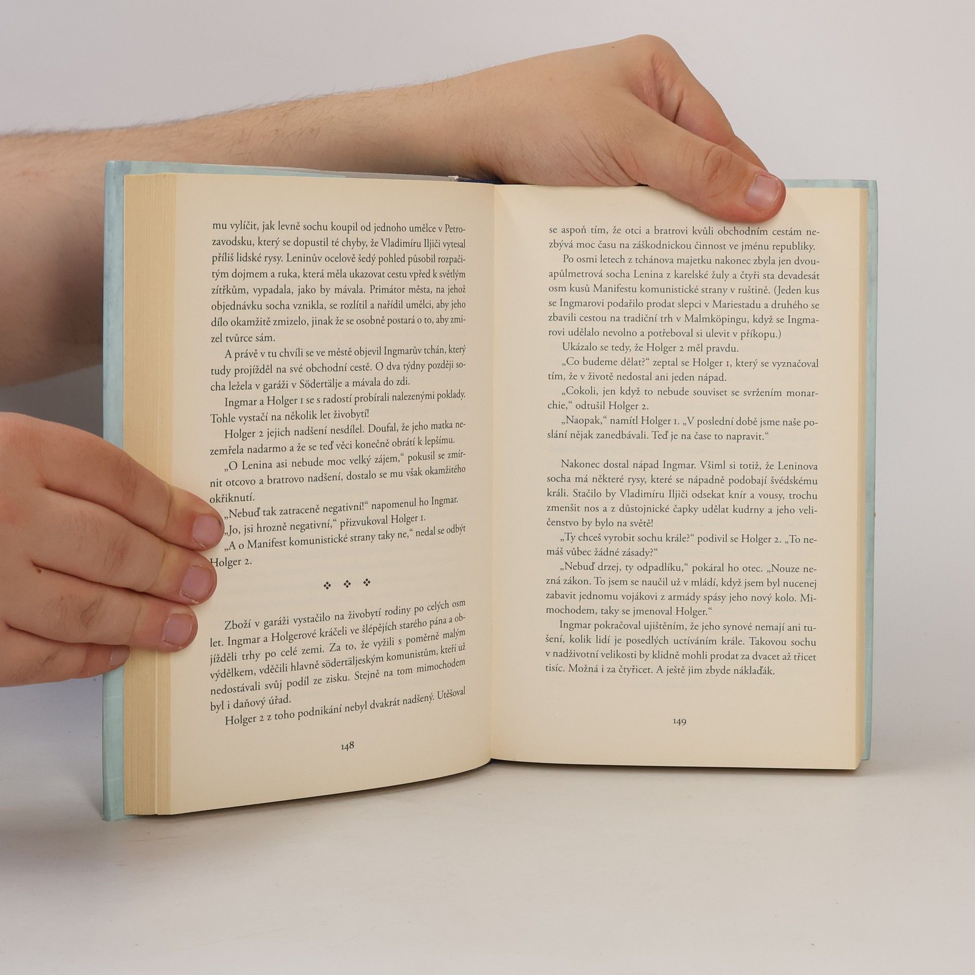 Jonas Jonasson Analfabetka, která uměla počítat