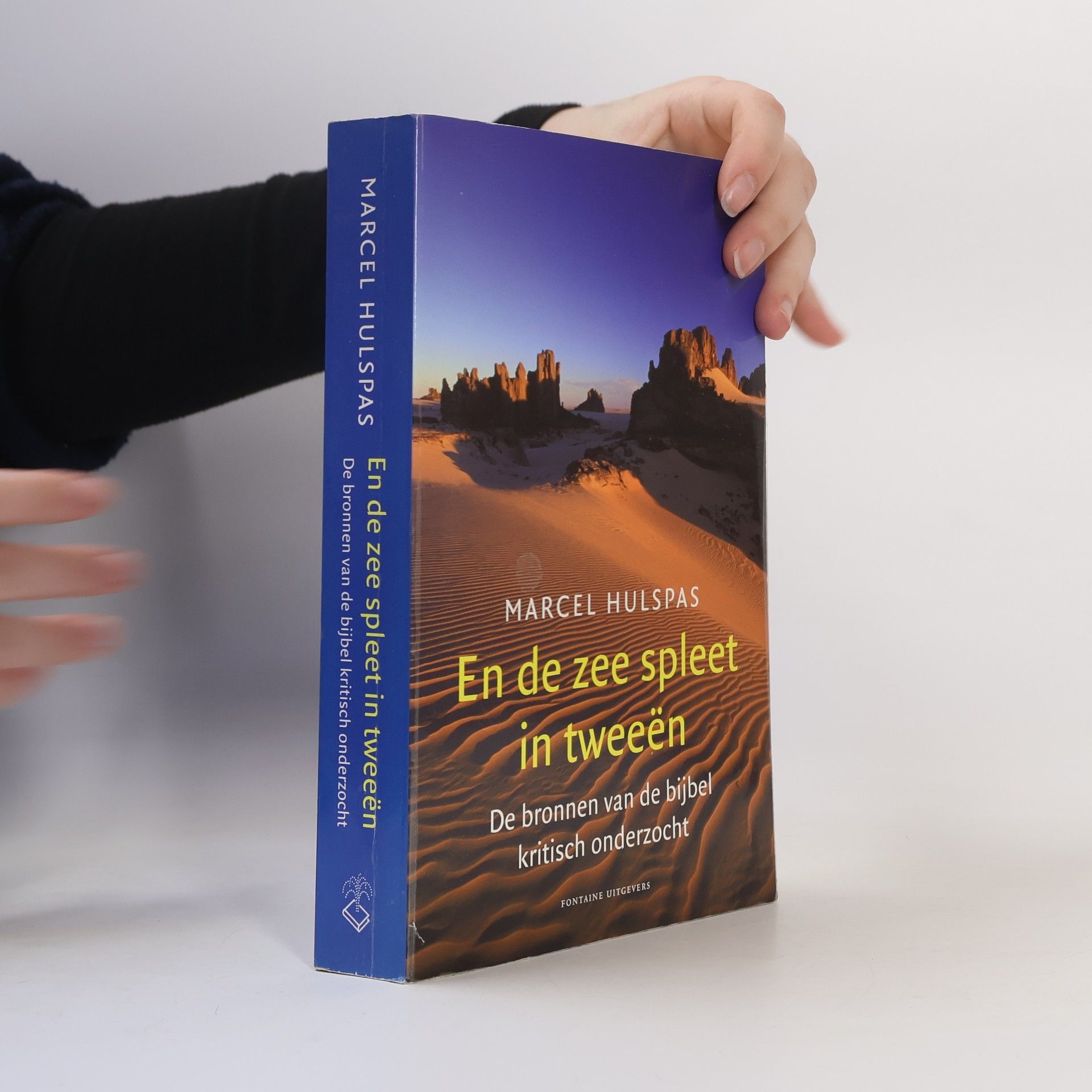 En de zee spleet in tweeën