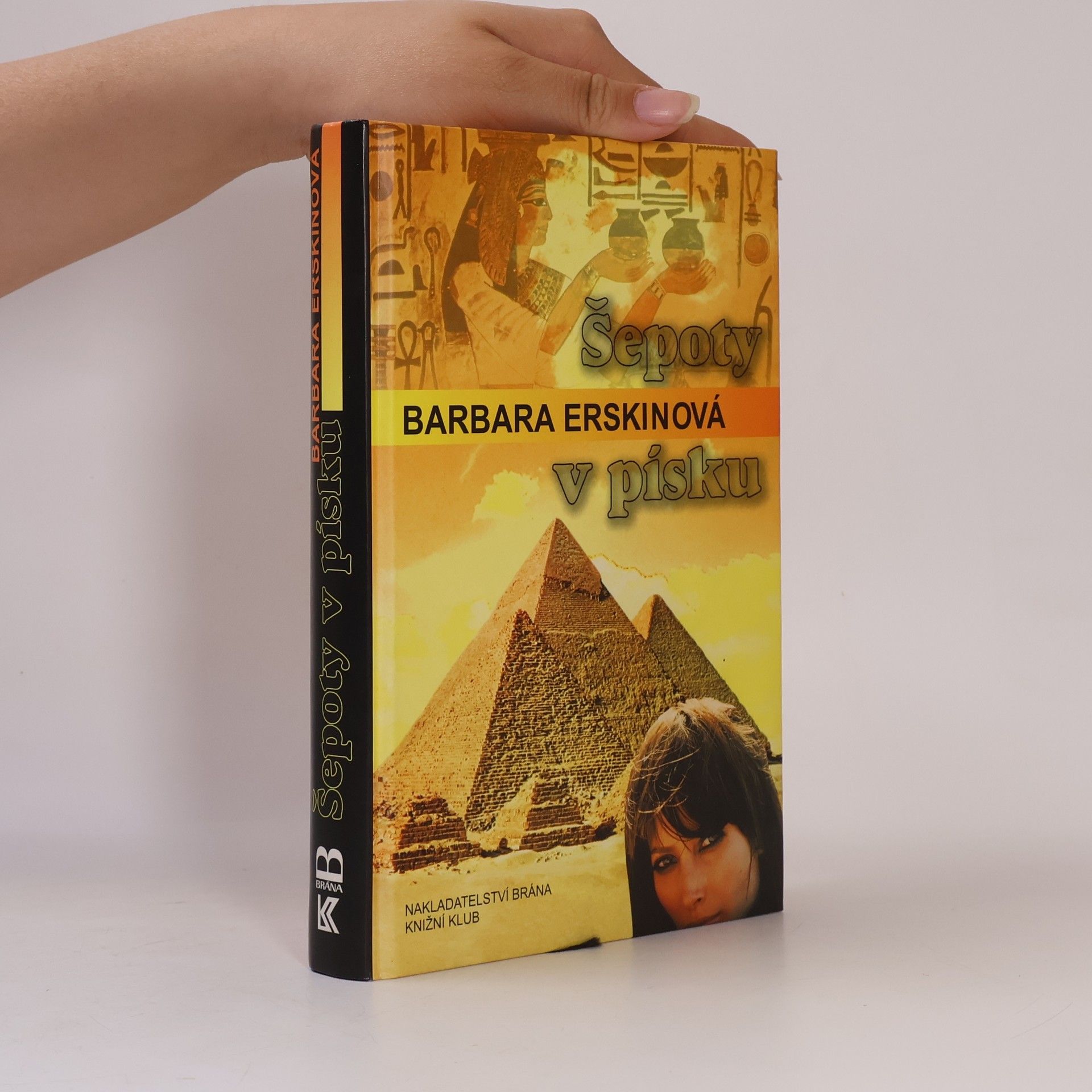 Barbara Erskine Šepoty v písku