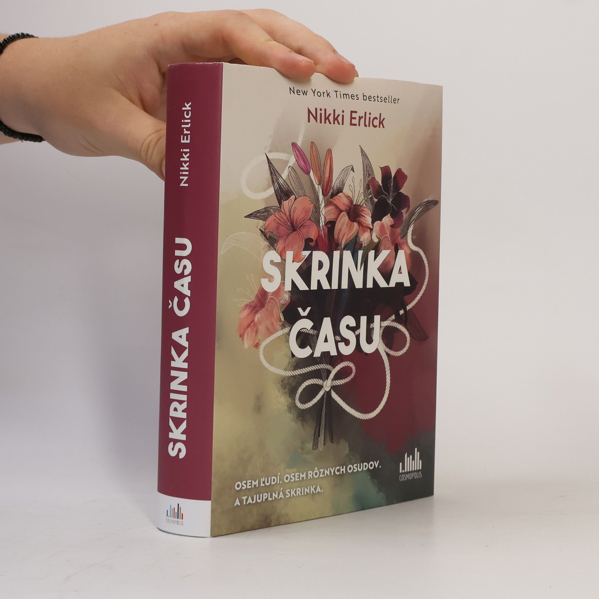 Nikki Erlick Skrinka času