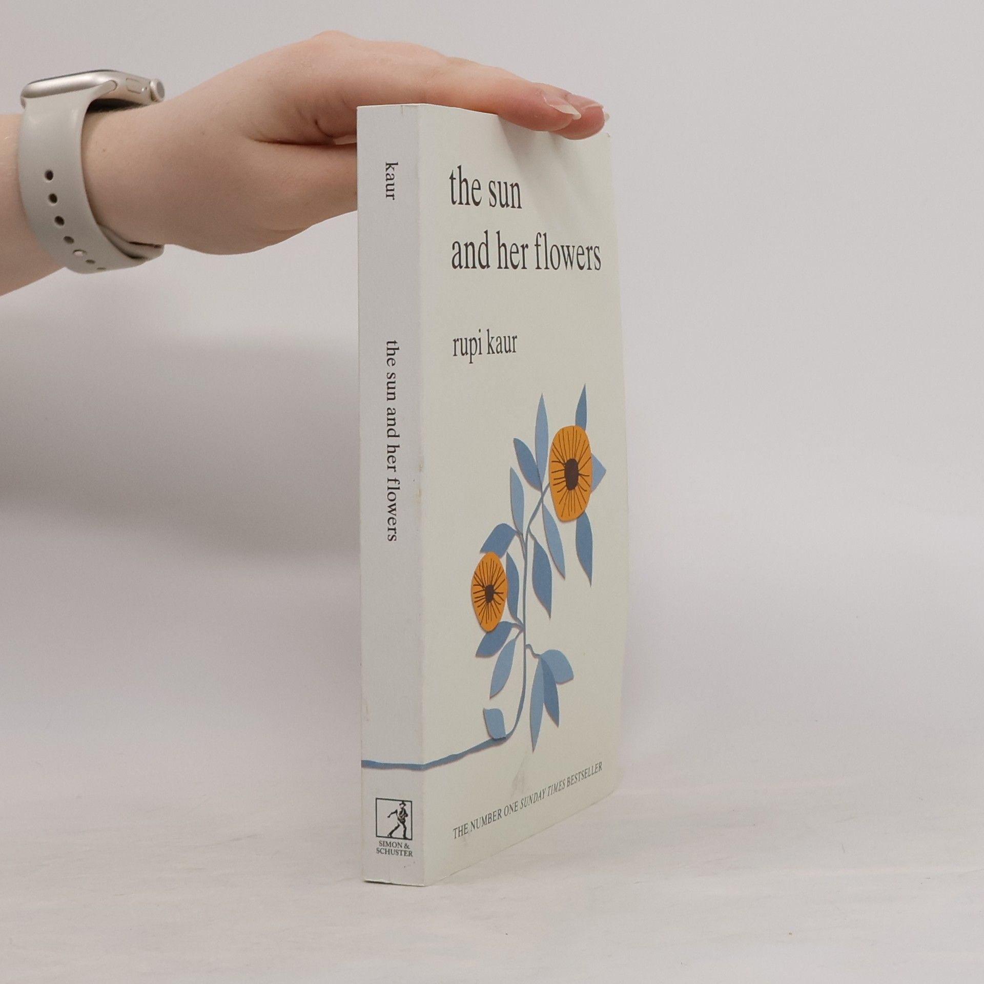 Rupi Kaur The Sun And Her Flowers