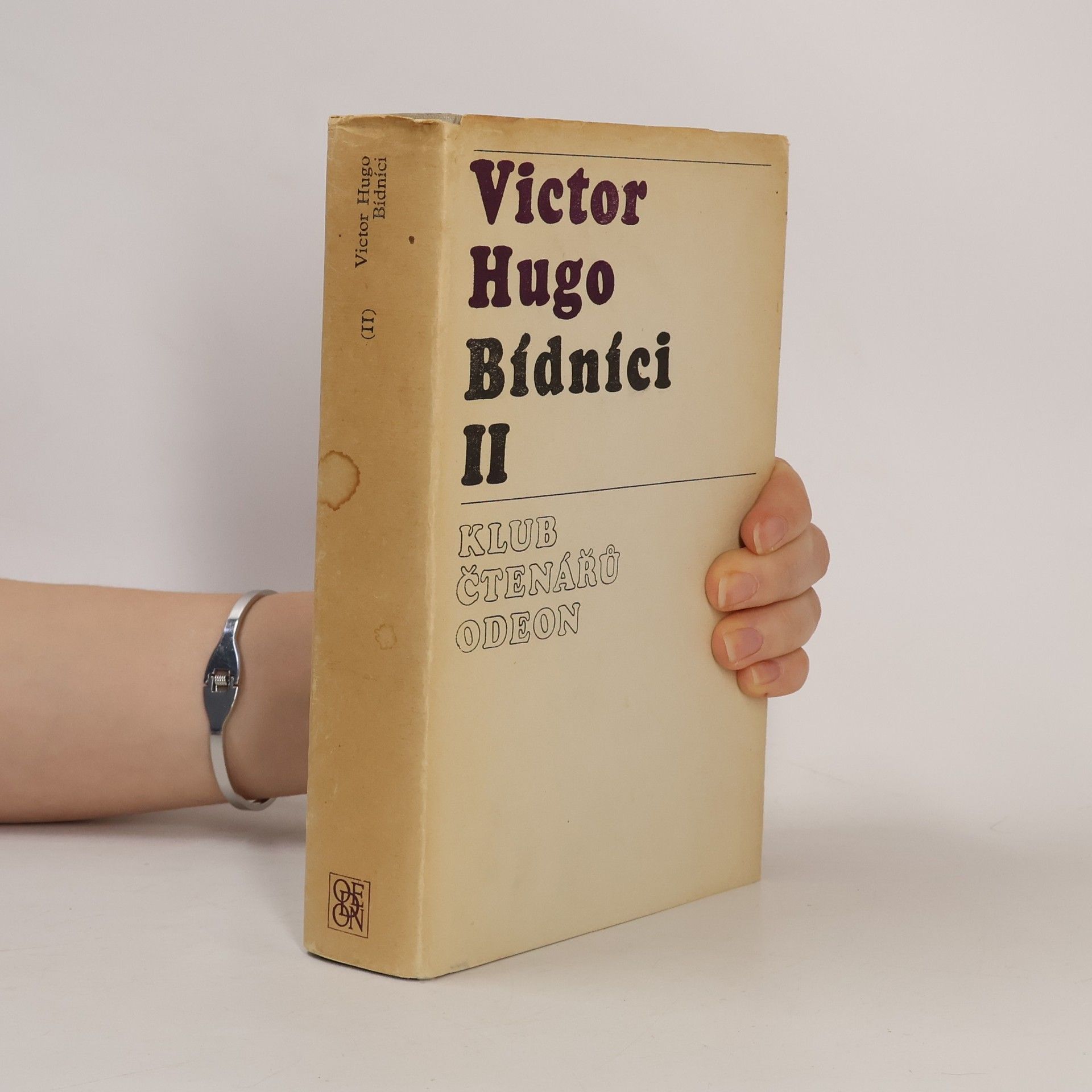 Victor Hugo Bídníci II.