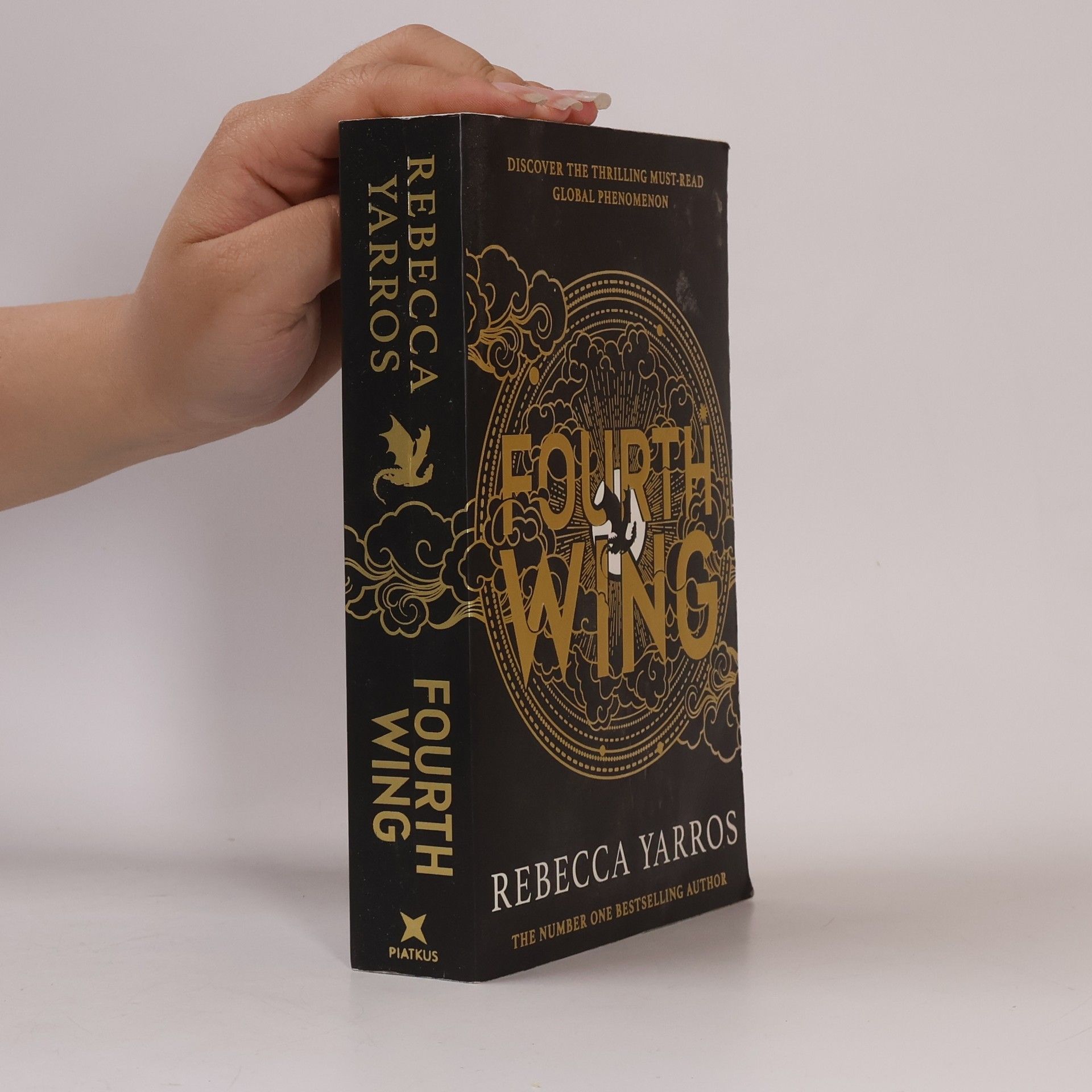 Rebecca Yarros Fourth Wing