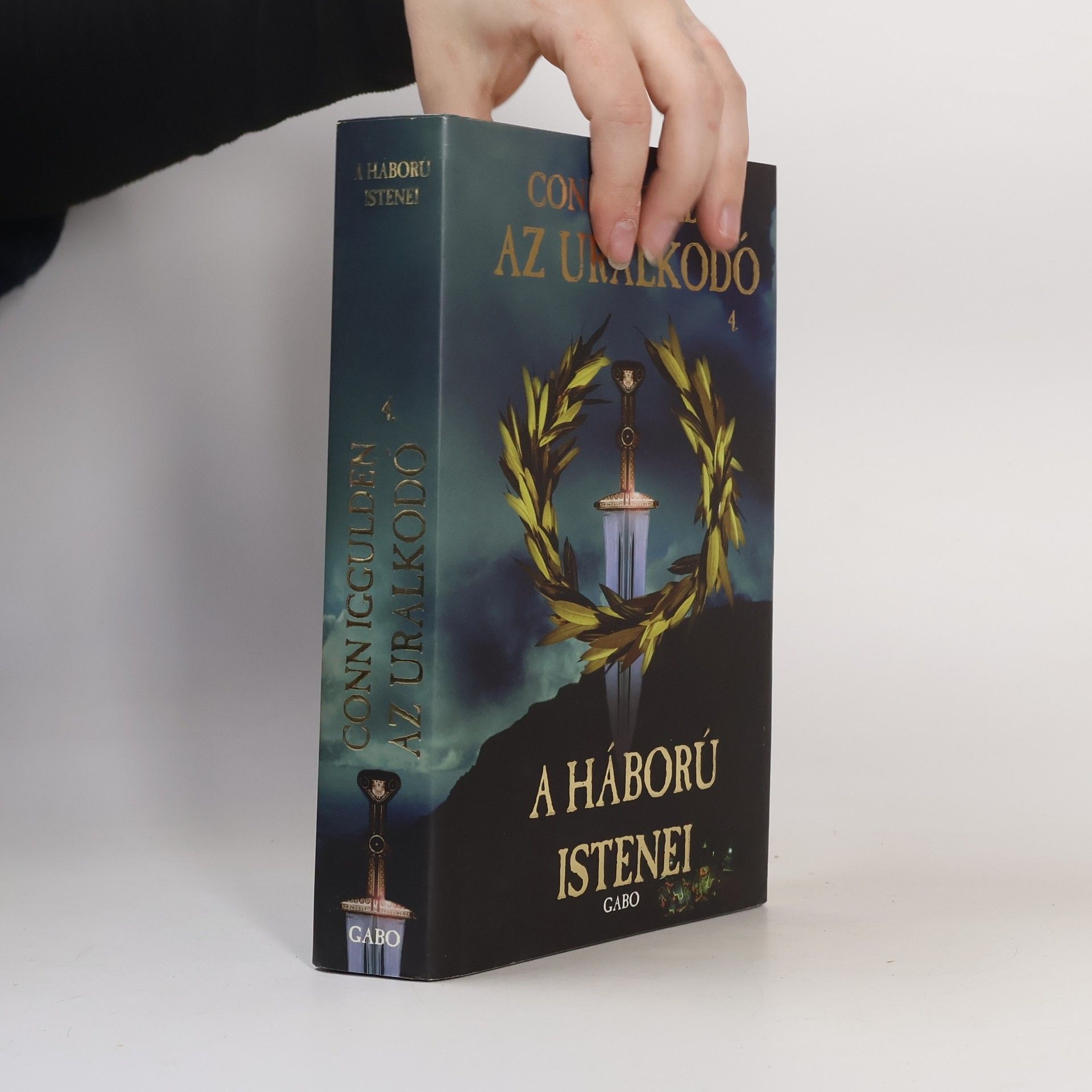 György Bihari A háború istenei