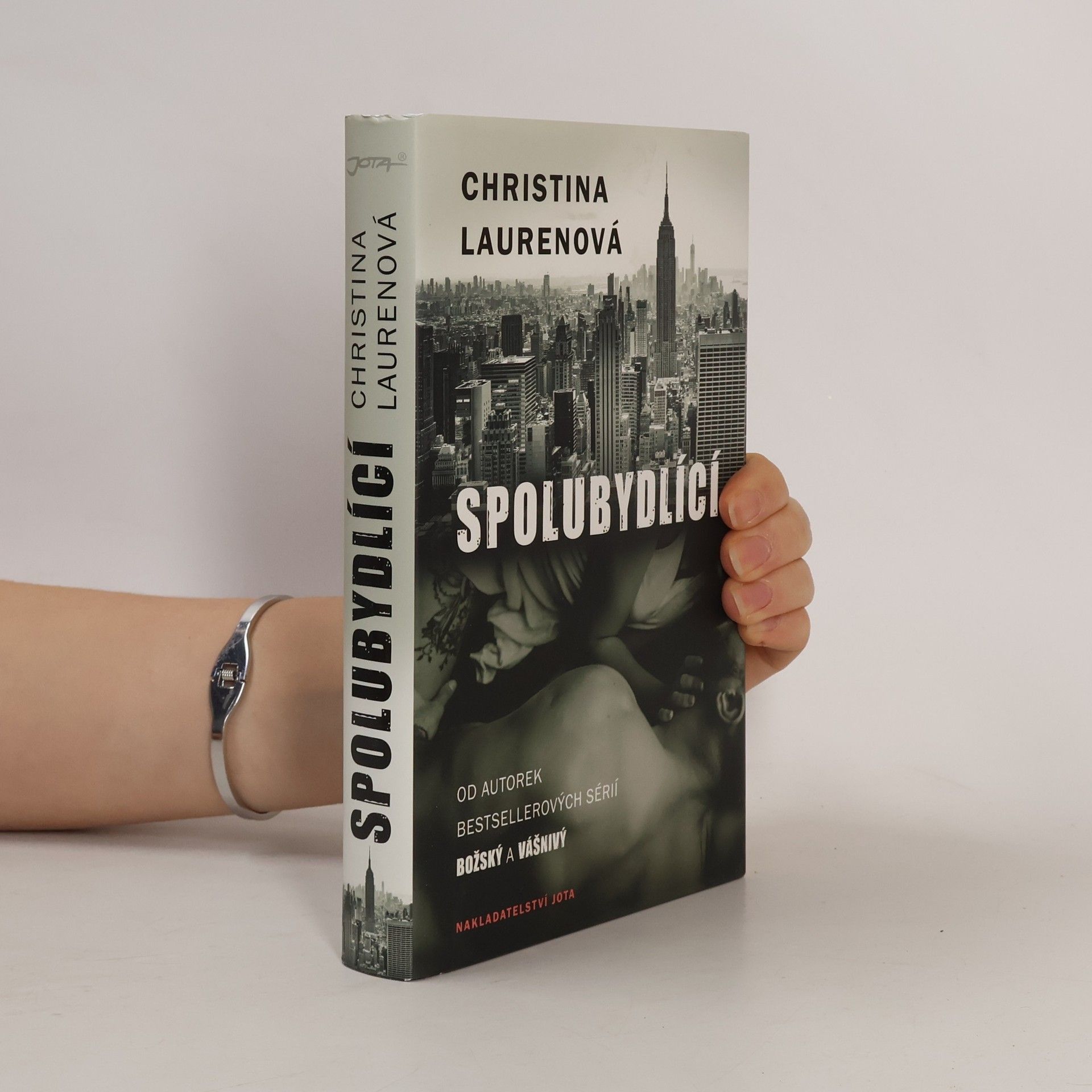 Christina Lauren Spolubydlící
