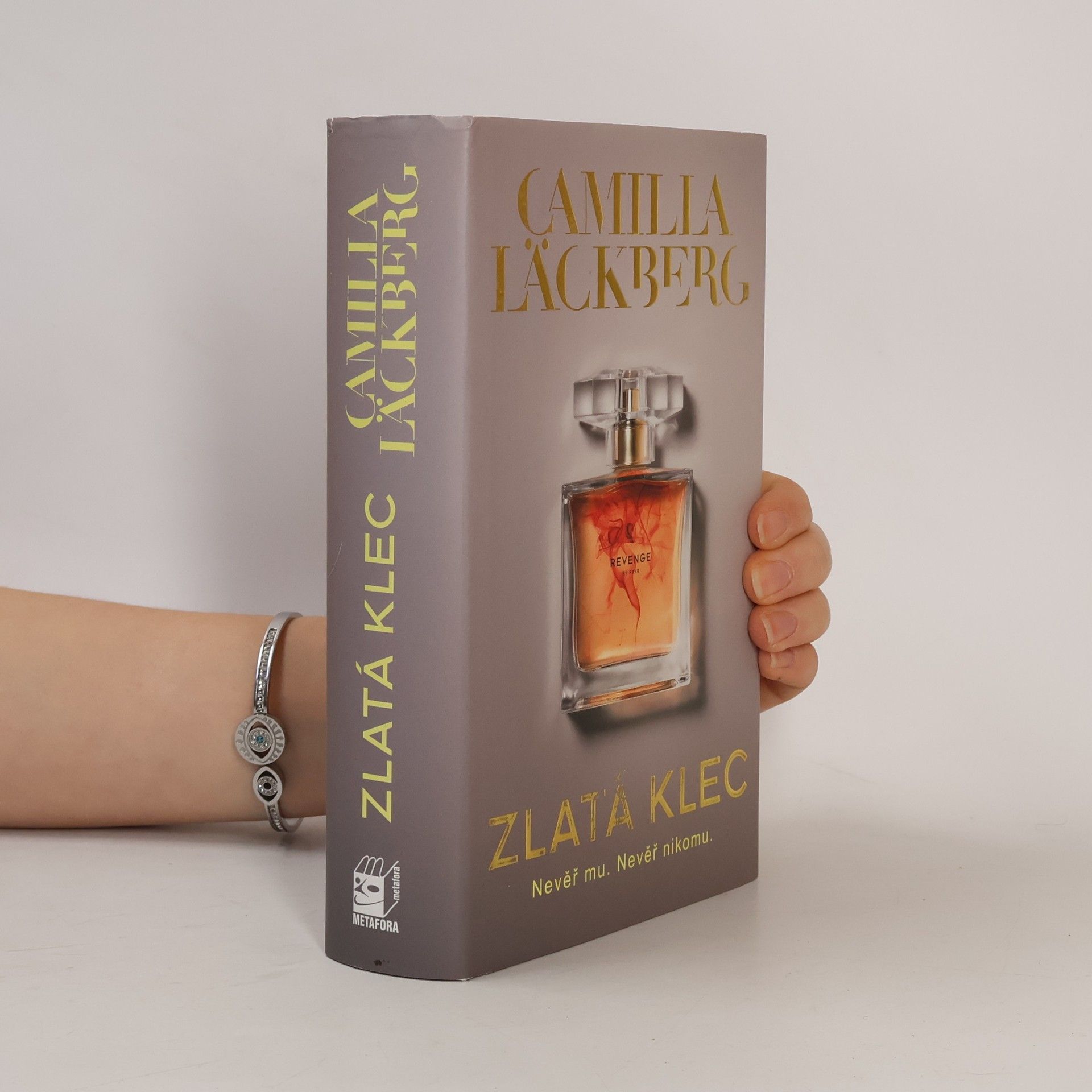 Camilla Läckberg Zlatá klec