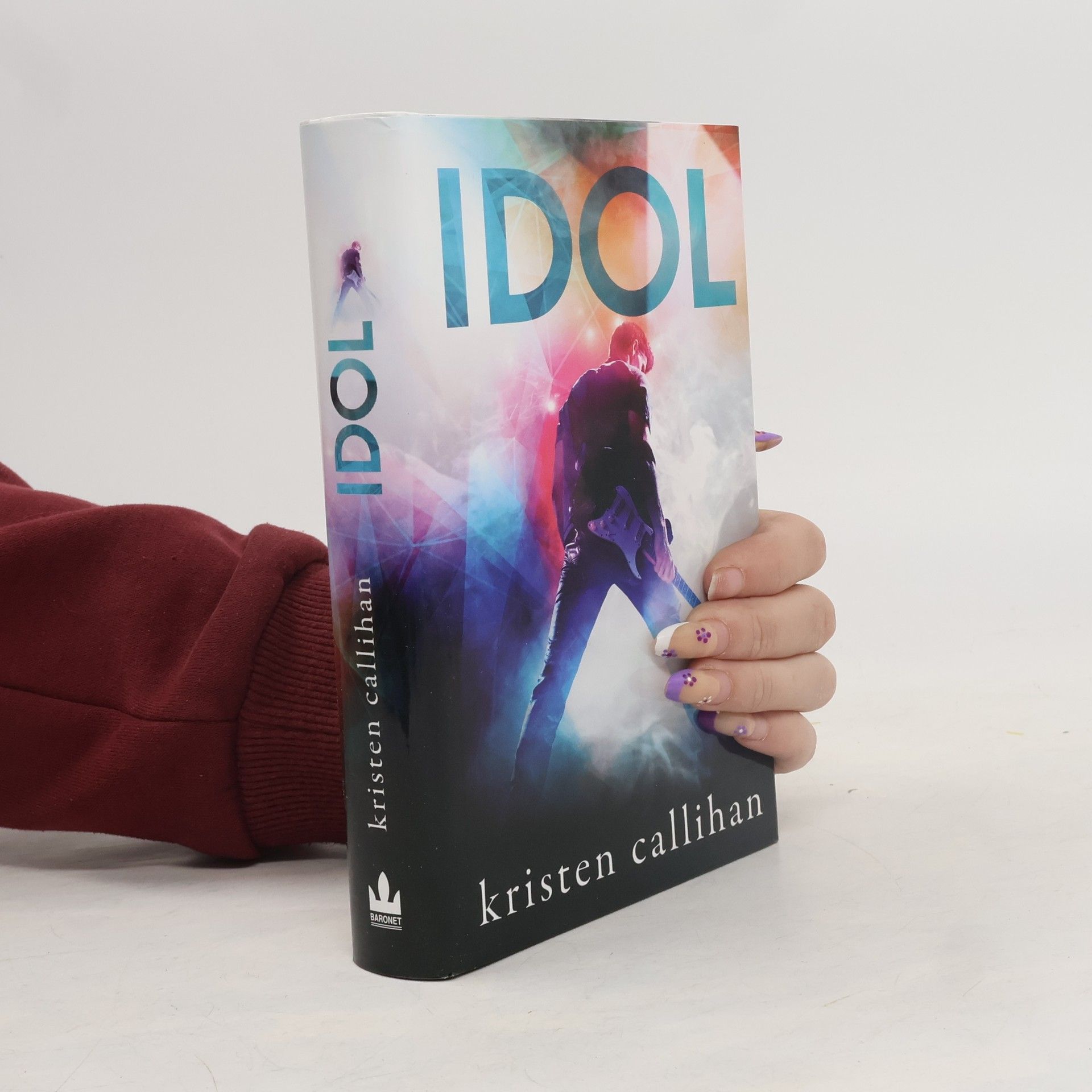 Kristen Callihan Idol