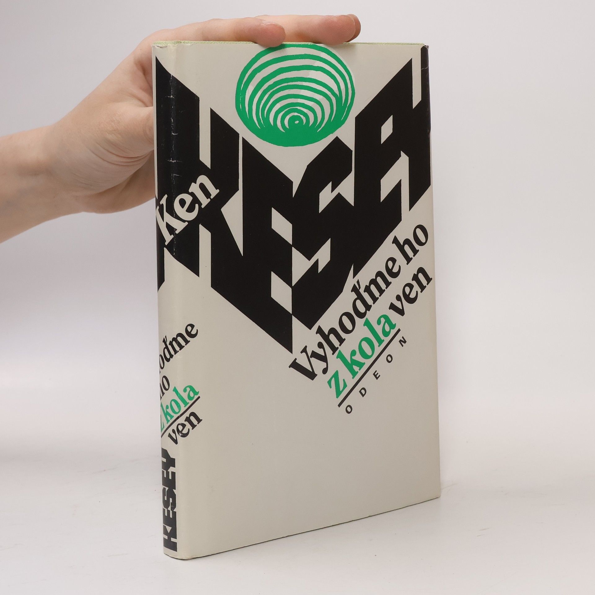 Ken Kesey Vyhoďme ho z kola ven