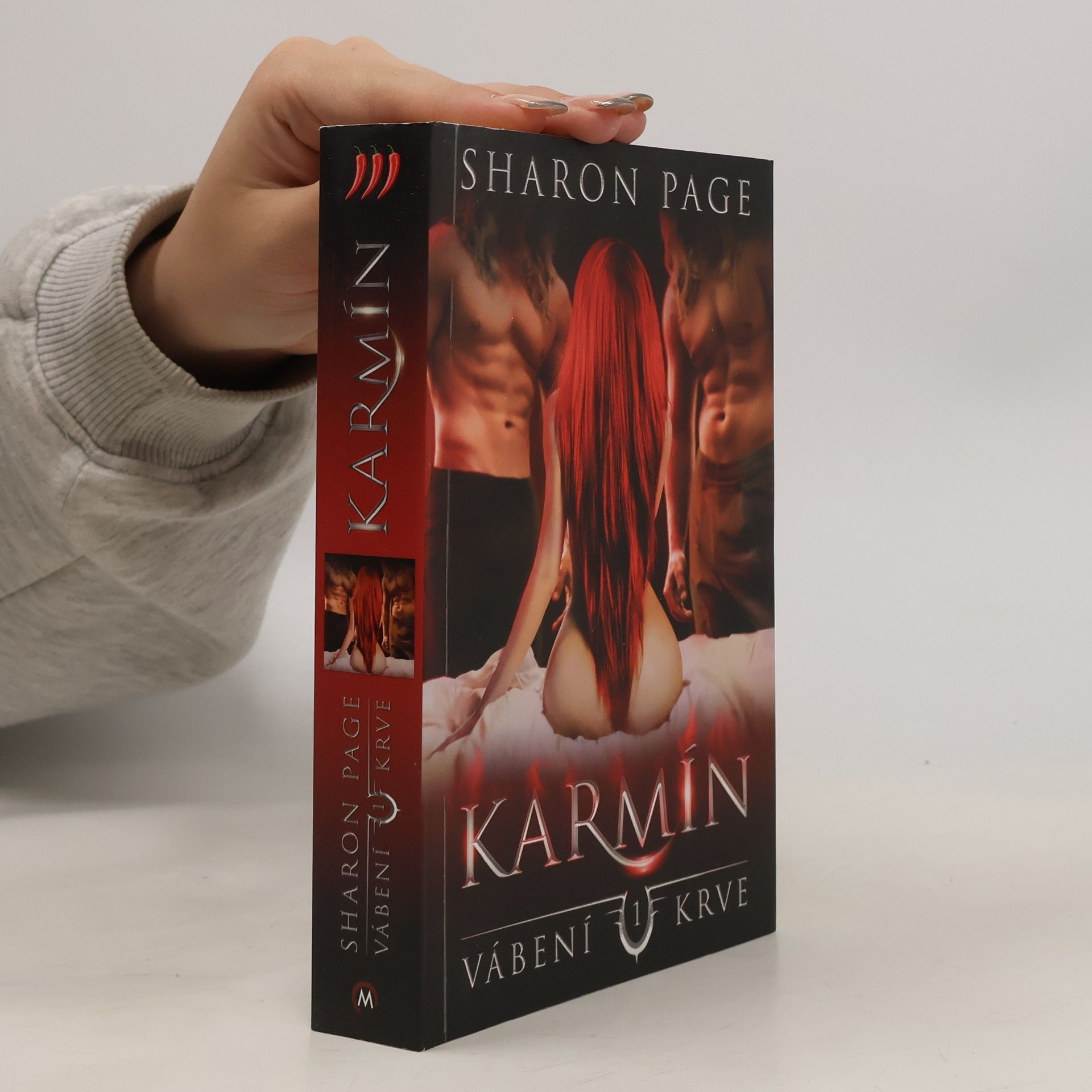 Sharon Page Karmín. Vábení krve 1.
