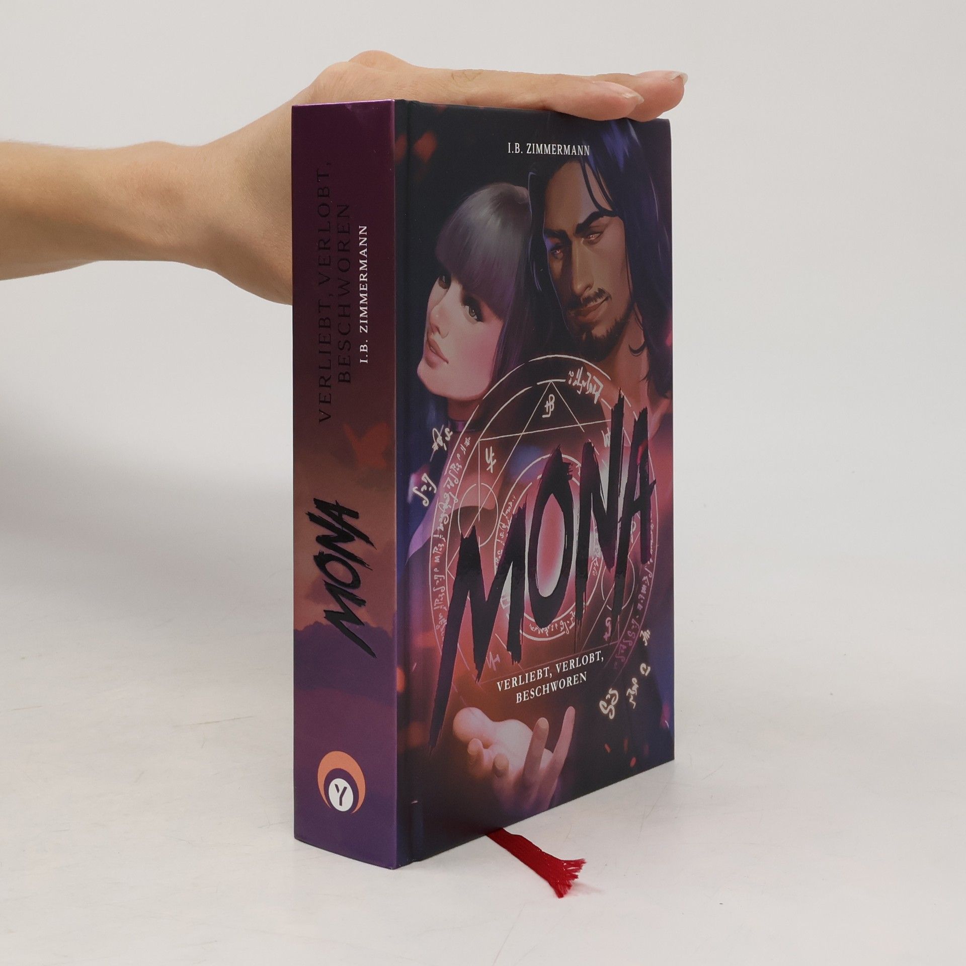 Mona