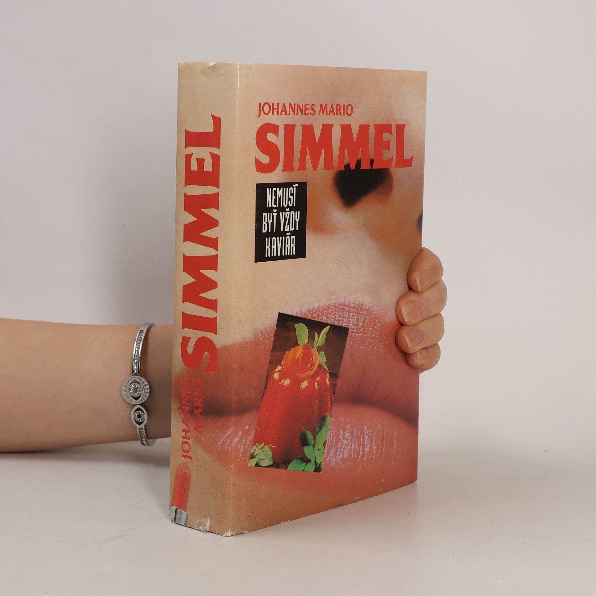 Johannes Mario Simmel Nemusí byť vždy kaviár