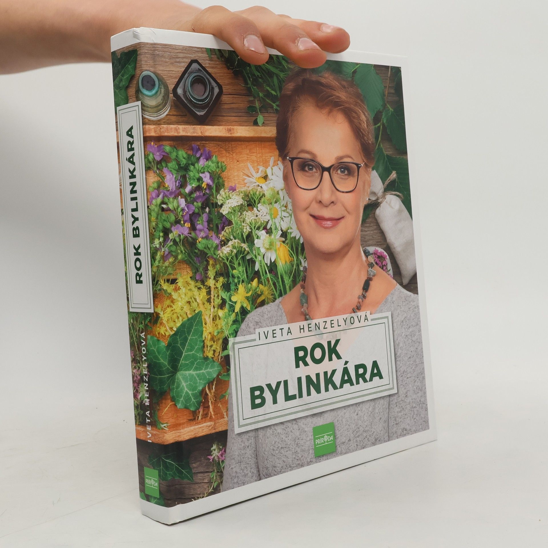 Iveta Henzelyová Rok bylinkára