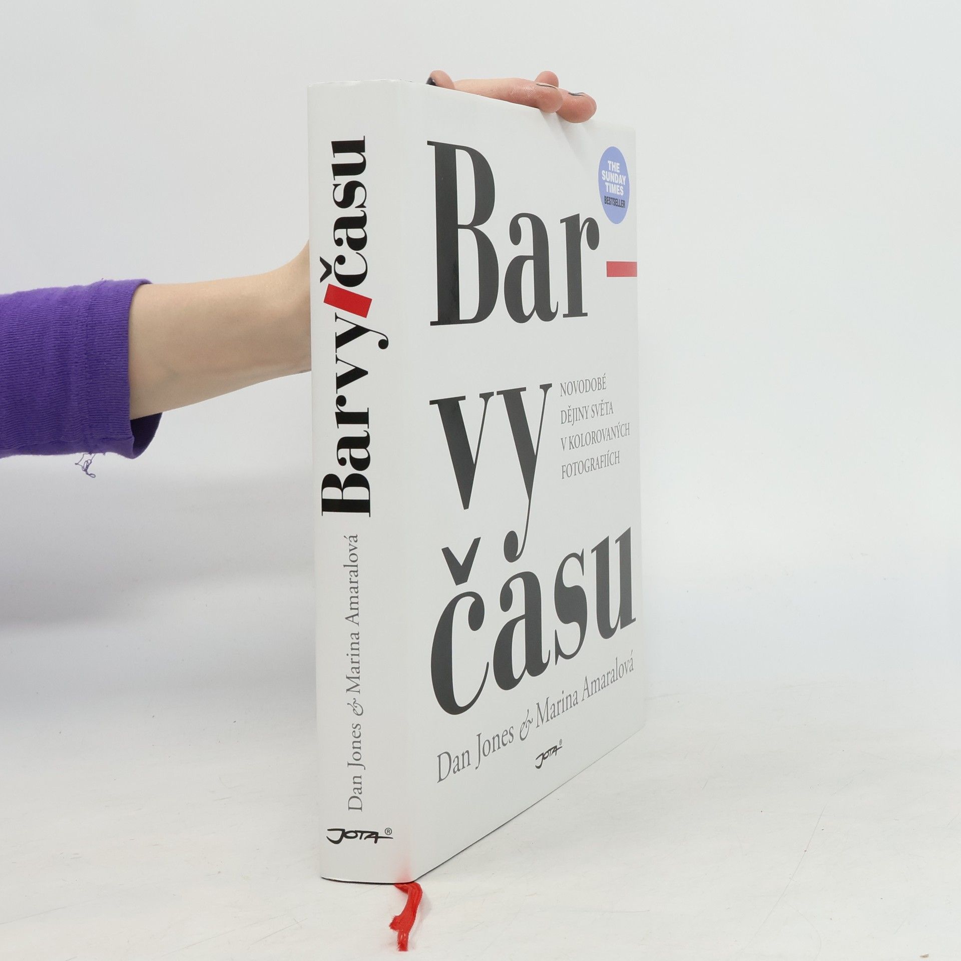 Marina Amaral Barvy času