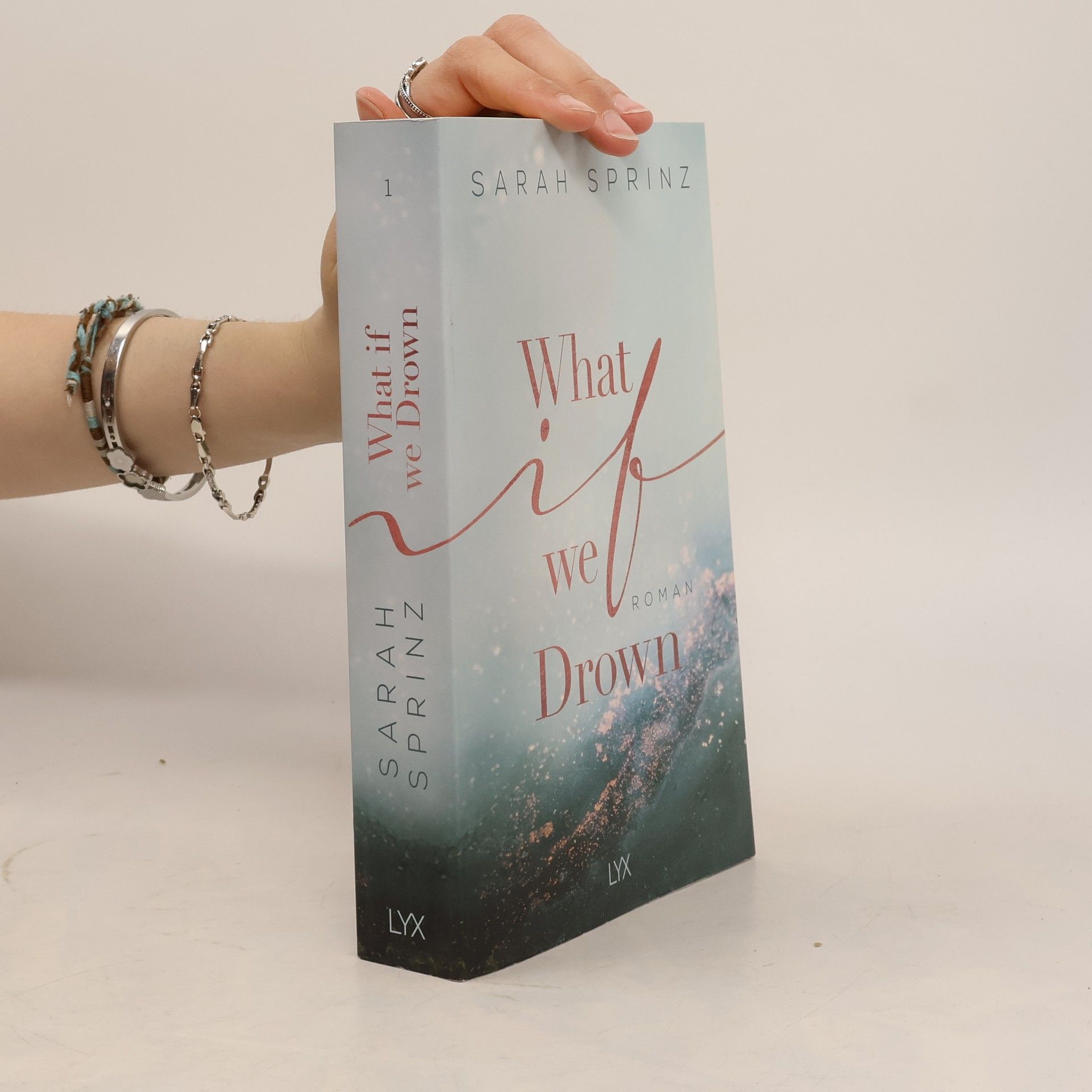 Sarah Sprinz What if we drown