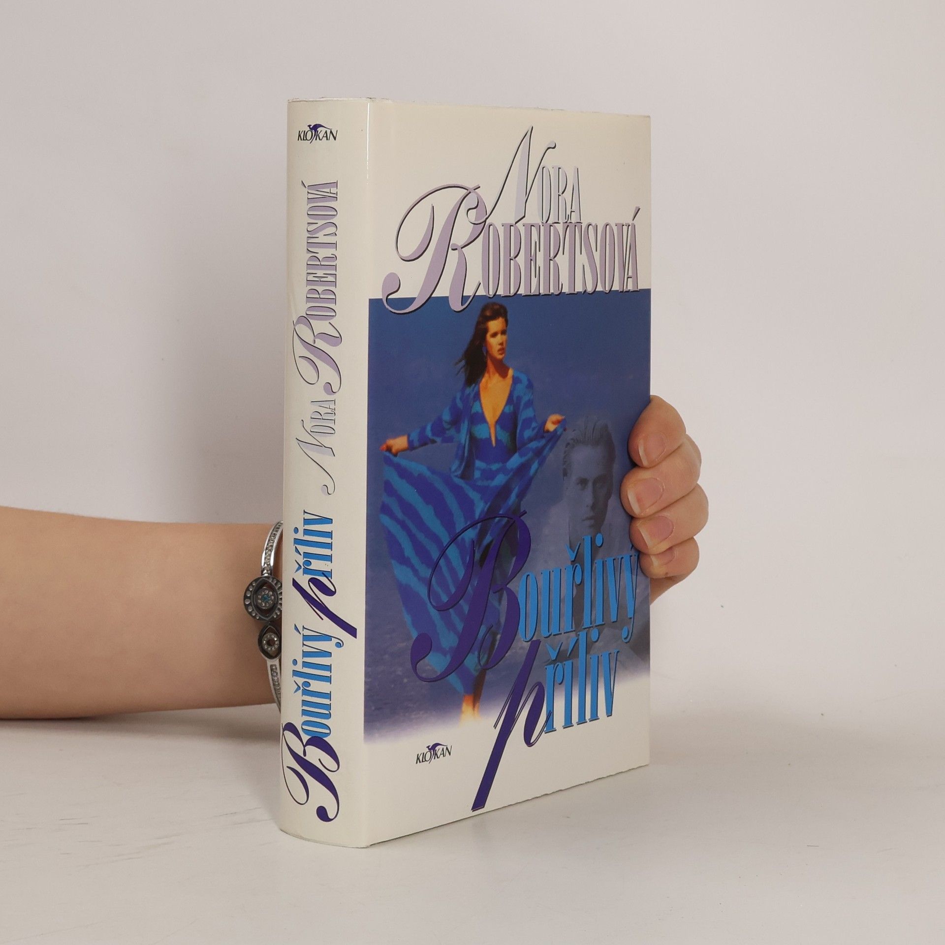 Nora Roberts Bouřlivý příliv