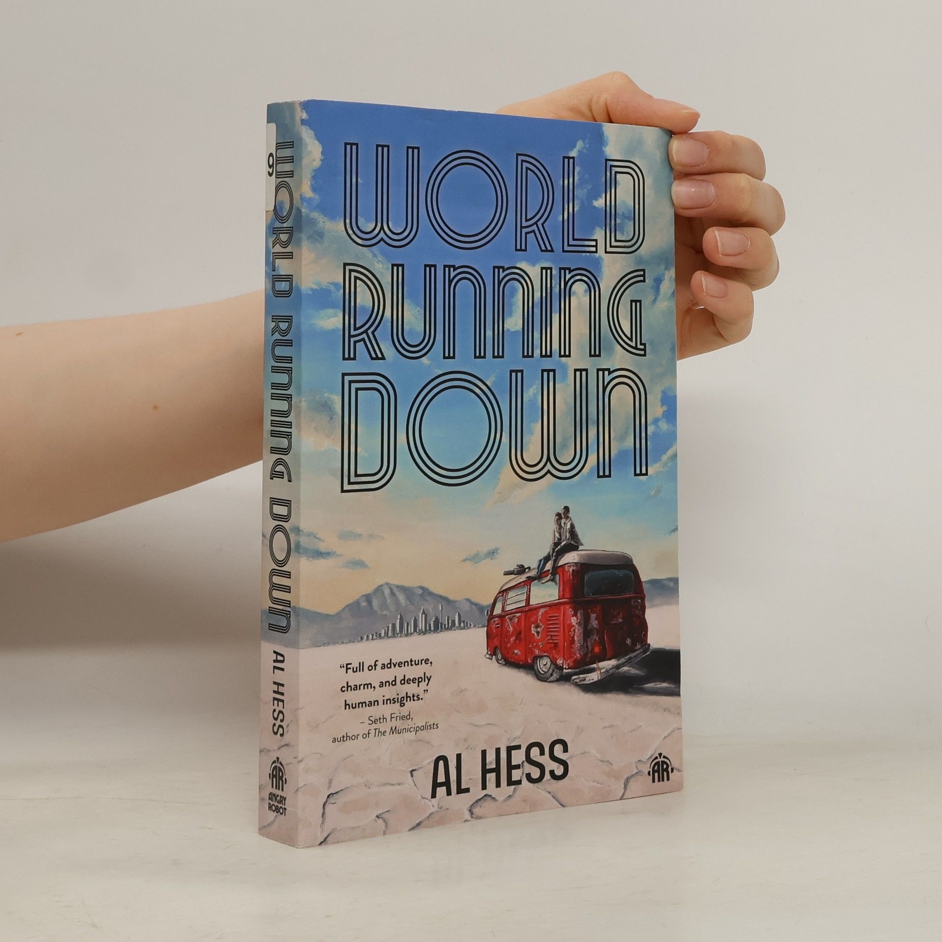 Tom Hess World Running Down