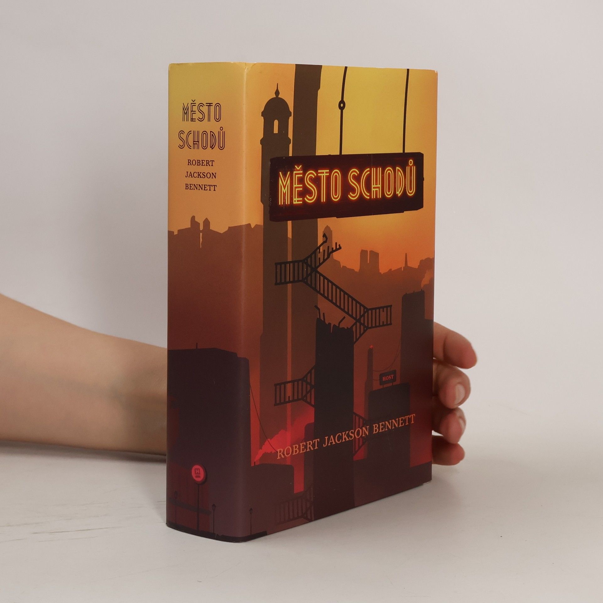 Robert Jackson Bennett Město schodů. 1. díl