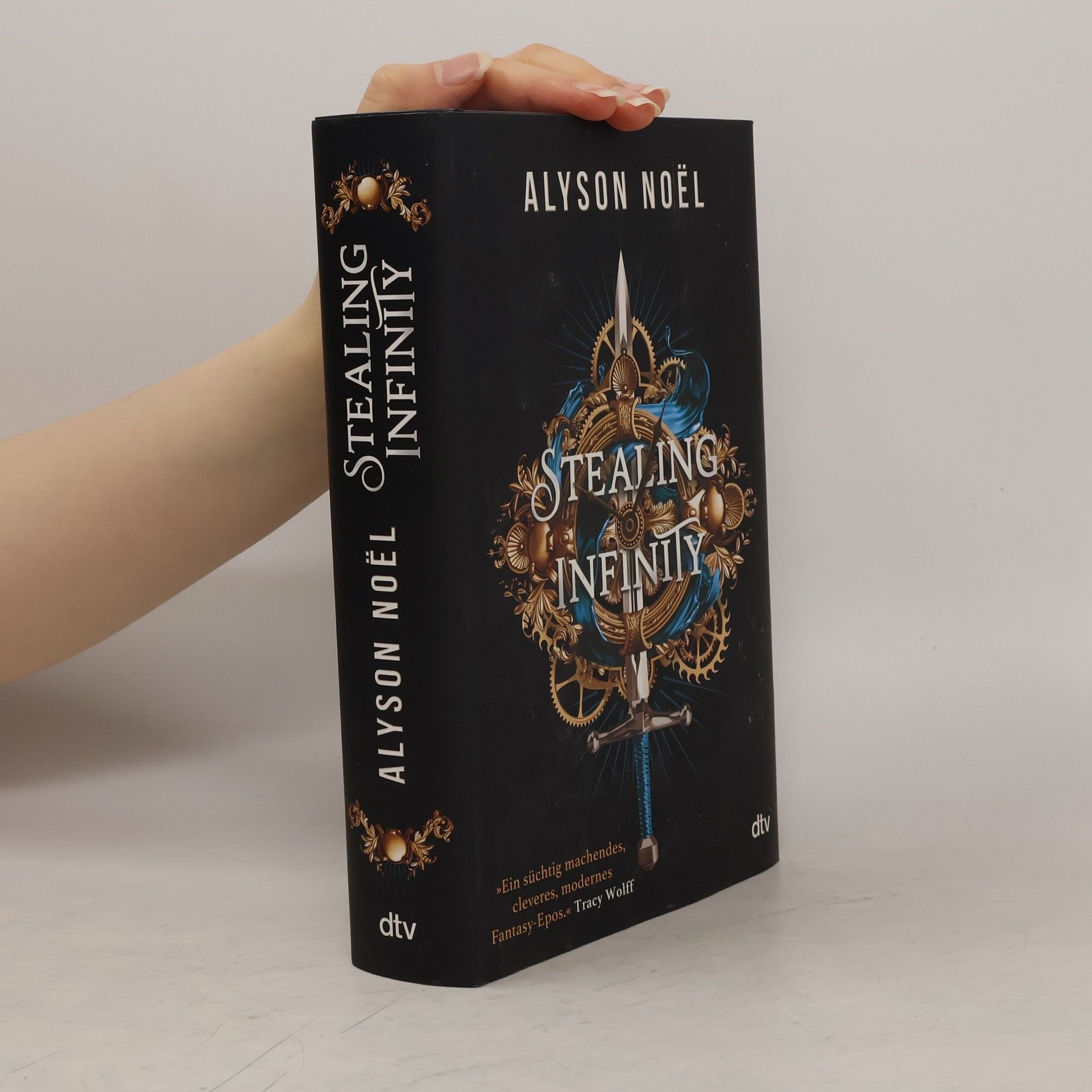 Alyson Noël Stealing infinity