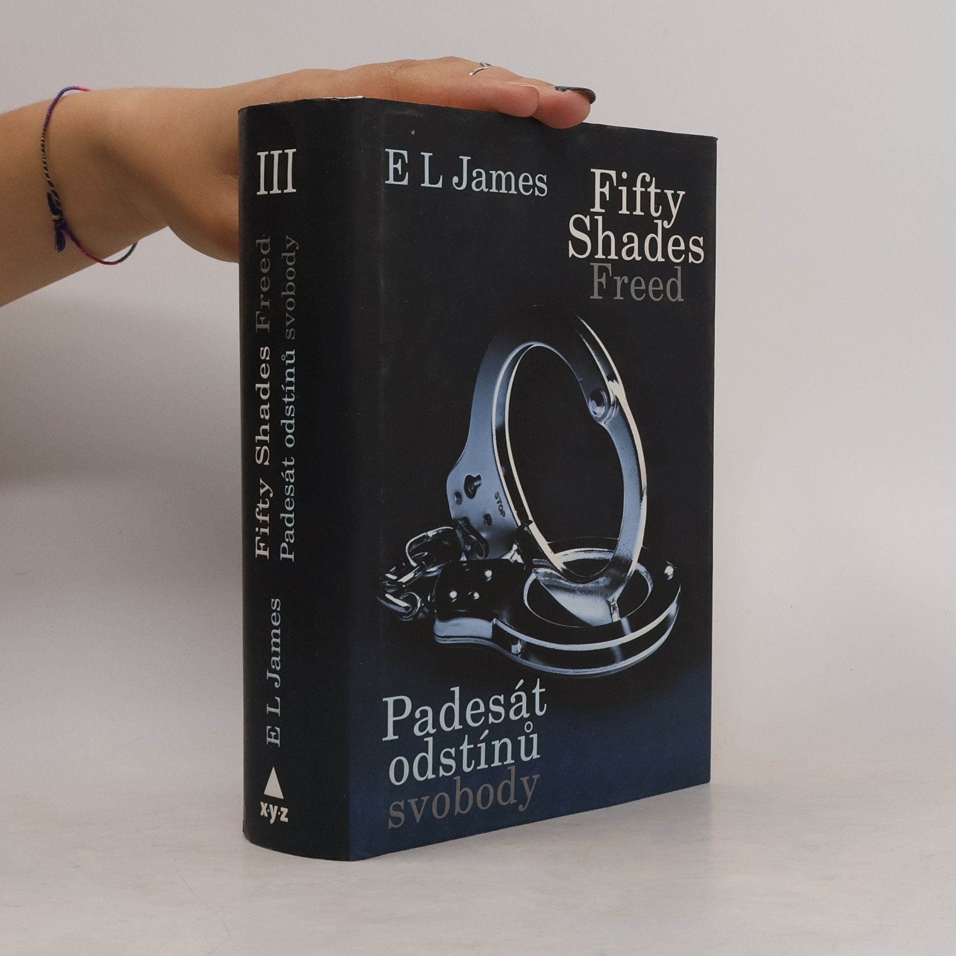 E. L. James Padesát odstínů svobody