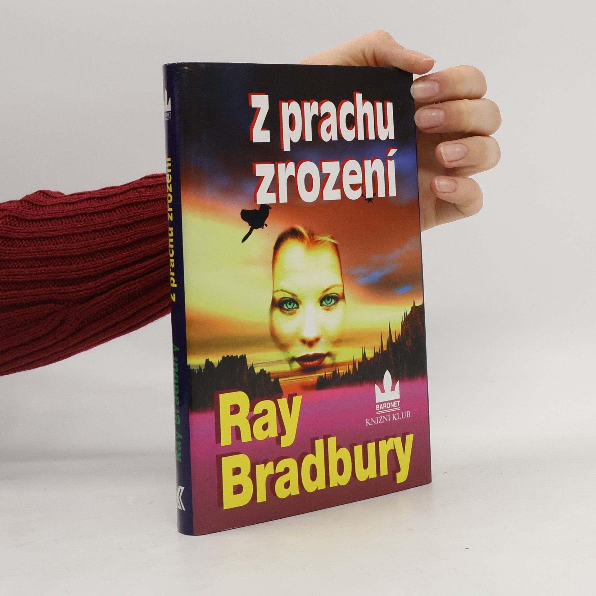 Z prachu zrození