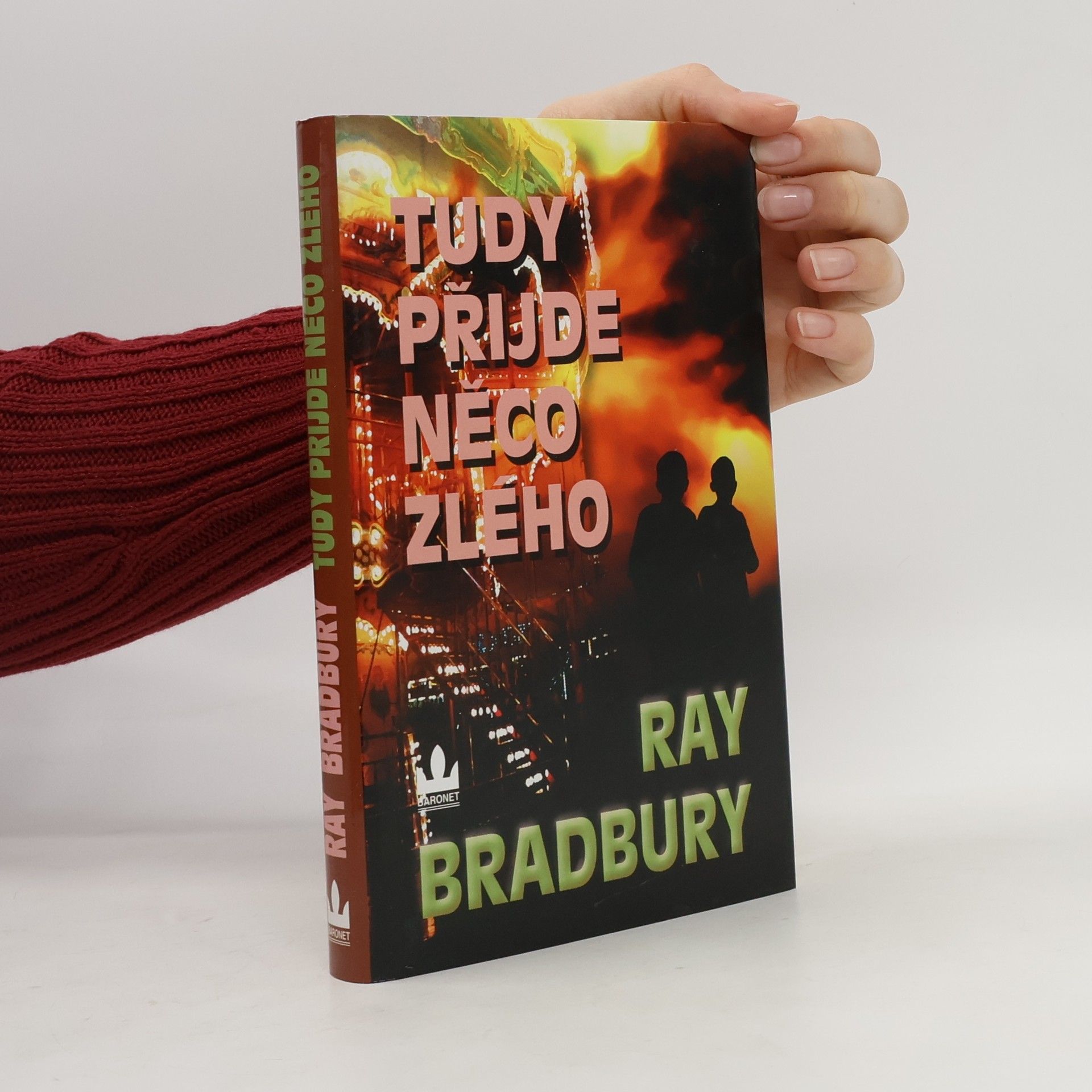 Ray Bradbury Tudy přijde něco zlého