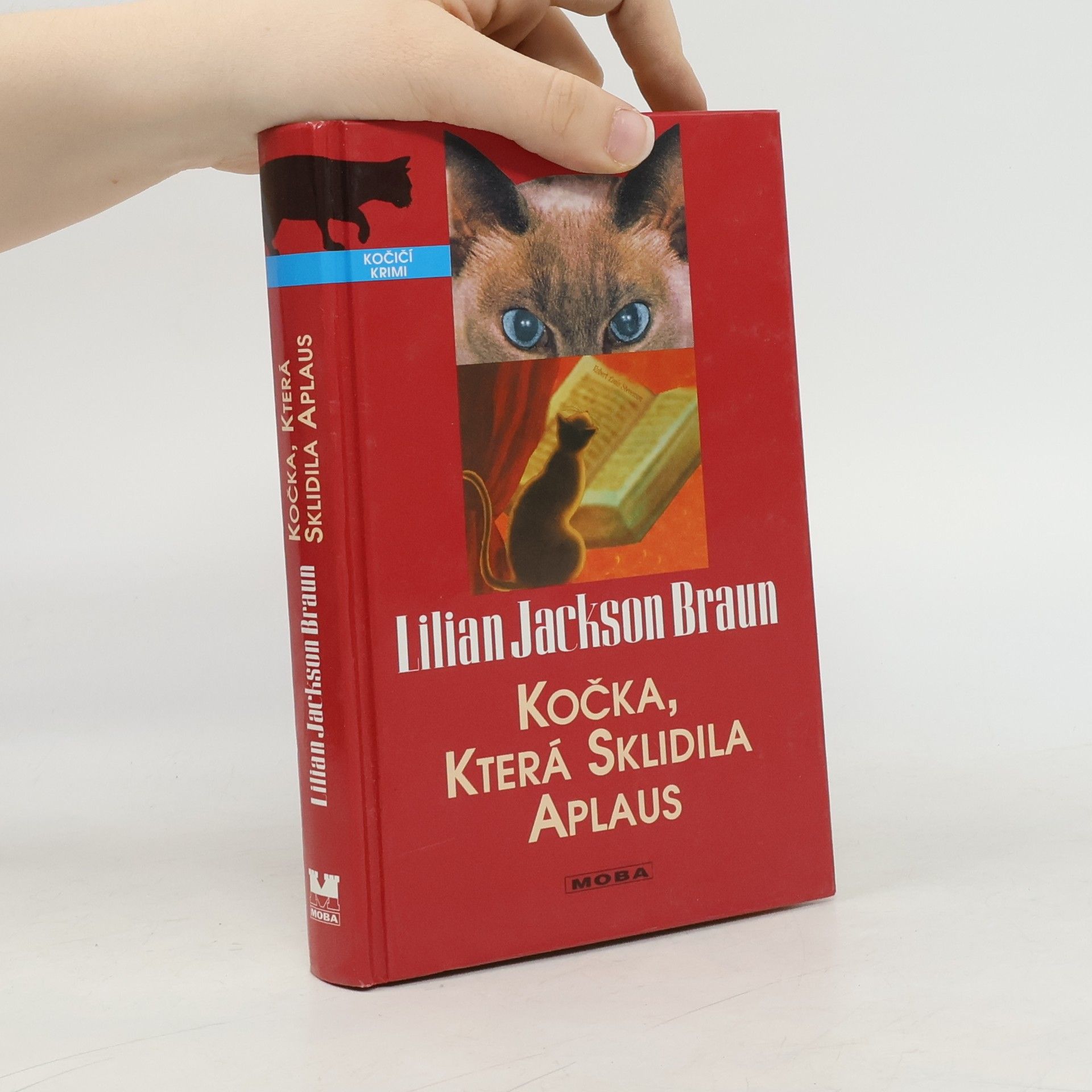 Kočka, která sklidila aplaus