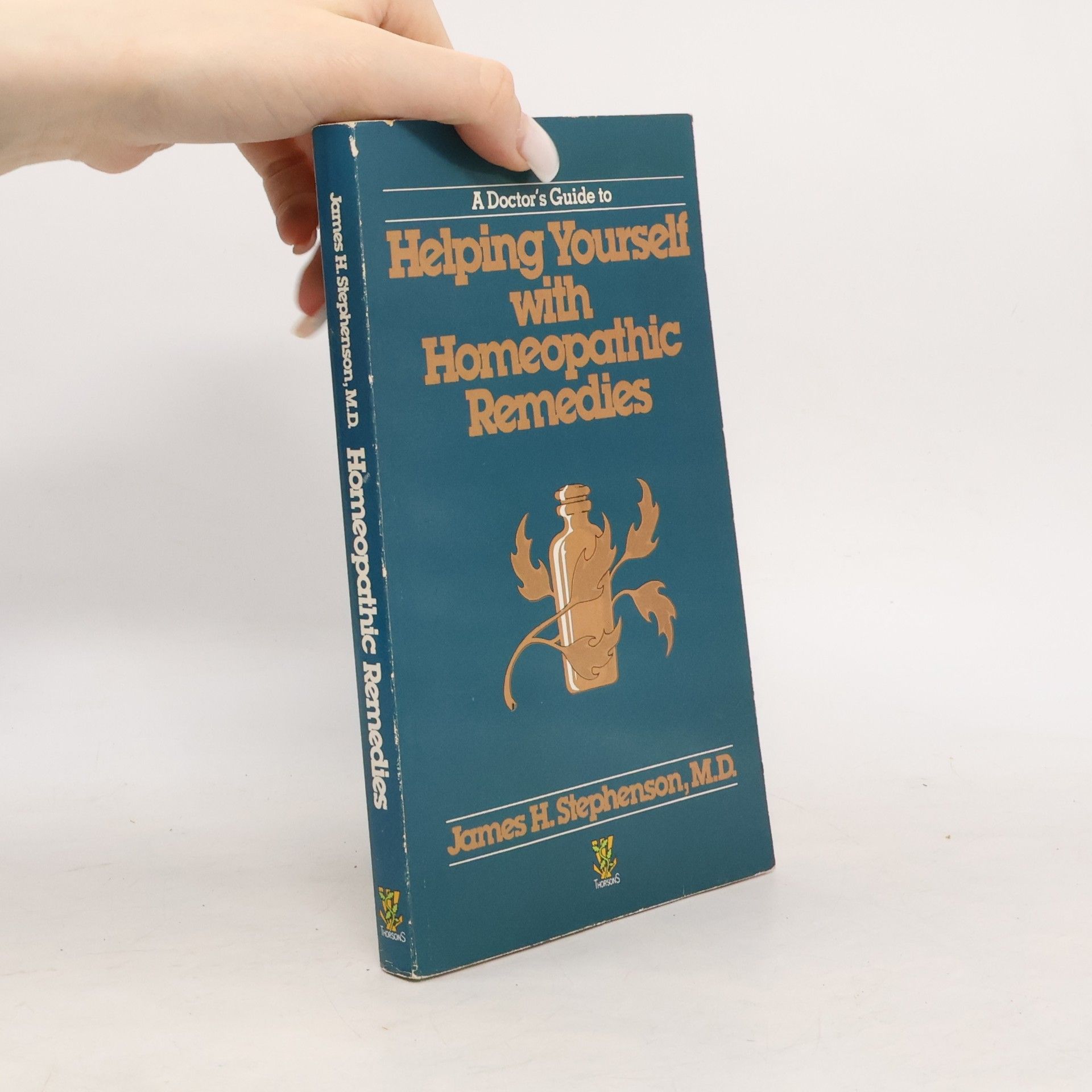 James H. Stephenson A Doctor's Guide to Helping Yourself with Homeopathic Remedies