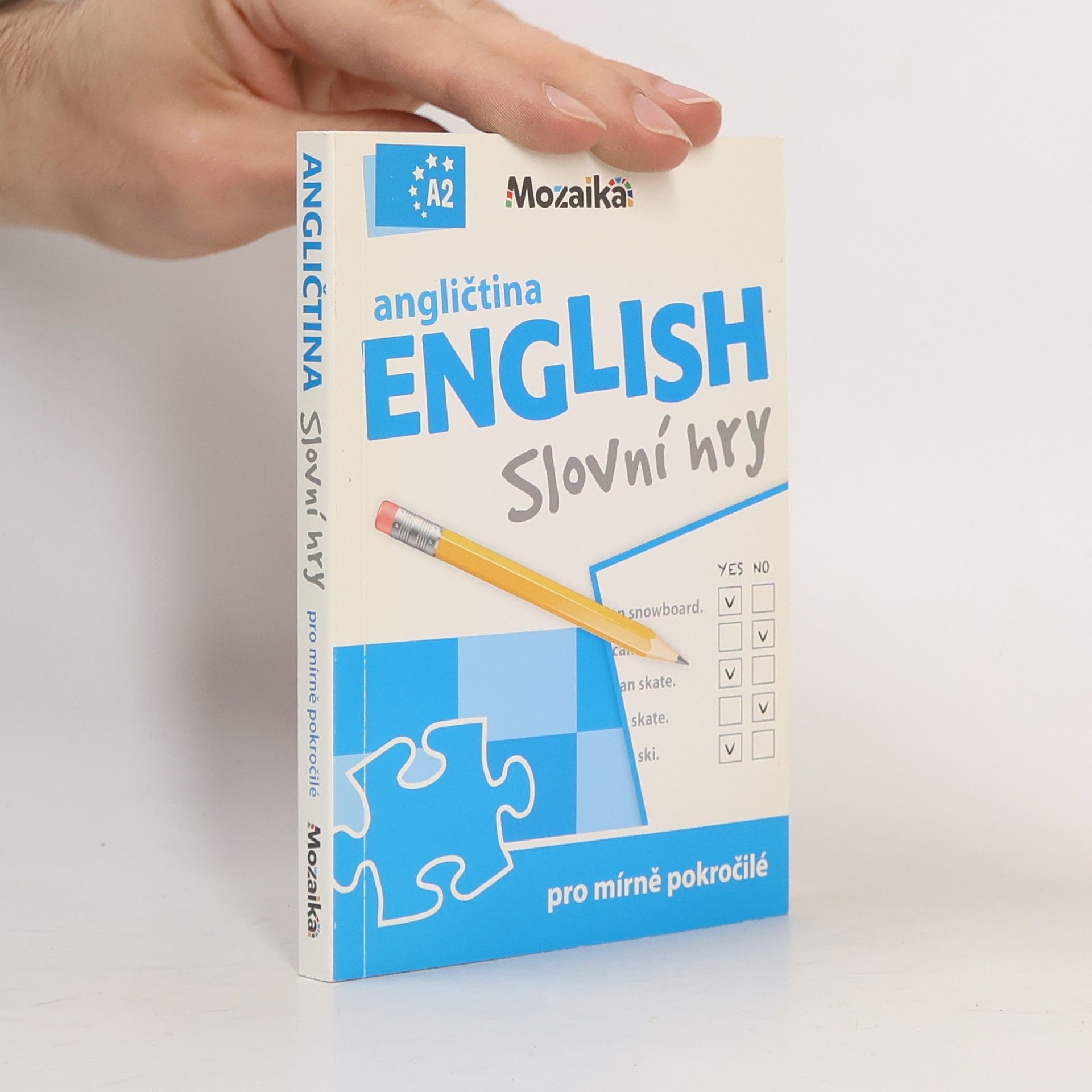 English = Angličtina : slovní hry pro mírně pokročilé : A2