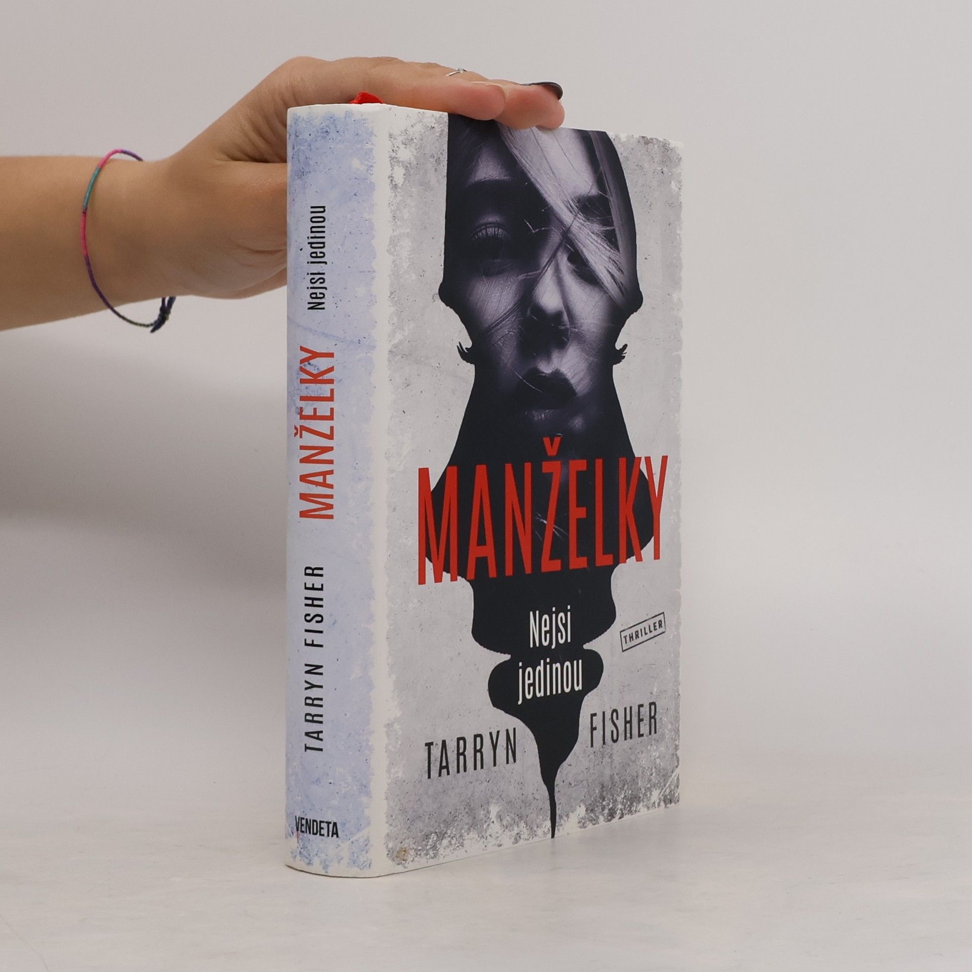 Tarryn Fisher Manželky