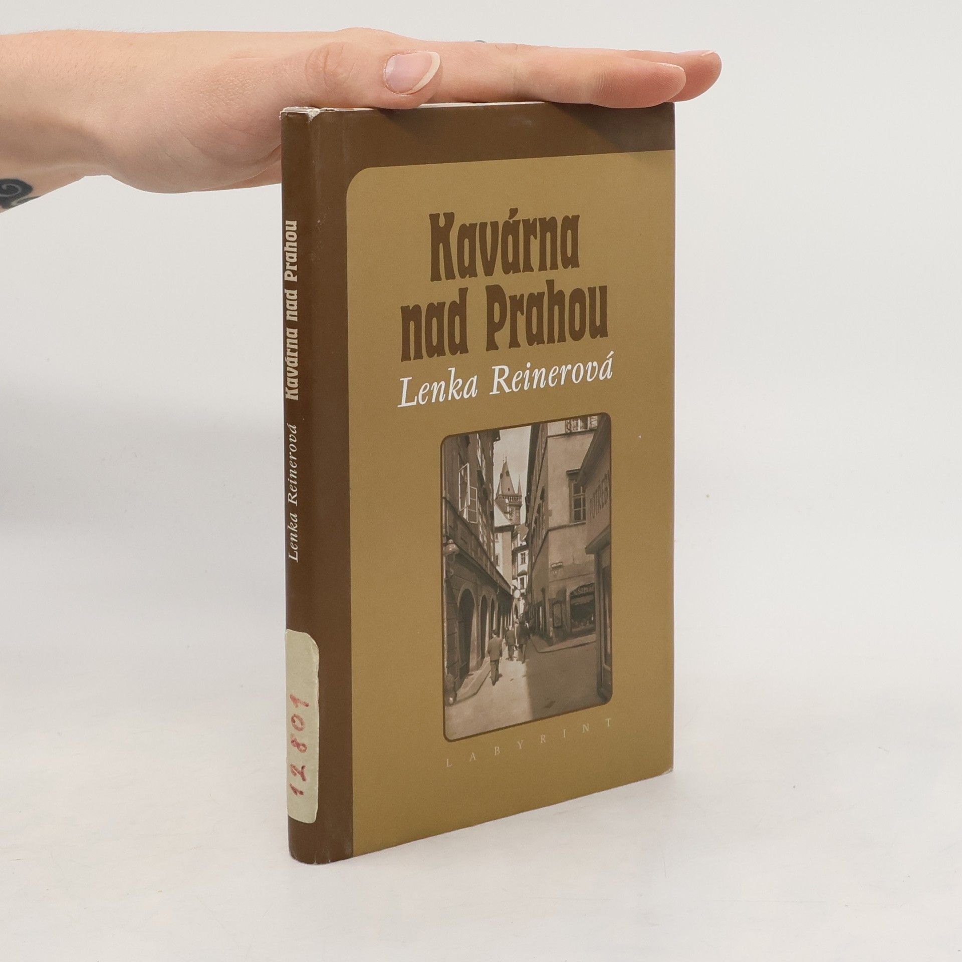 Lenka Reinerova Kavárna nad Prahou