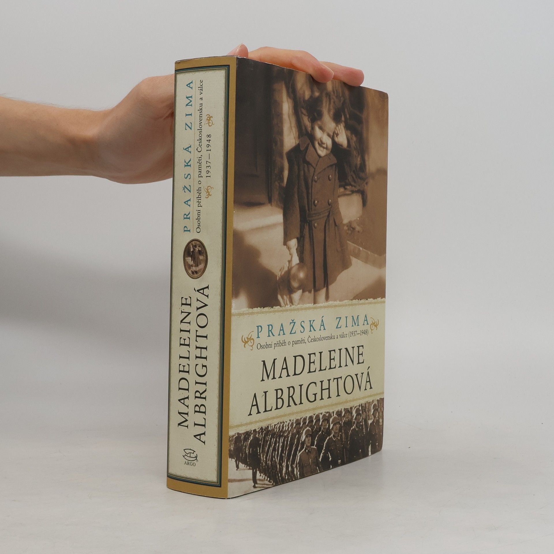 Madeleine Albright Pražská zima