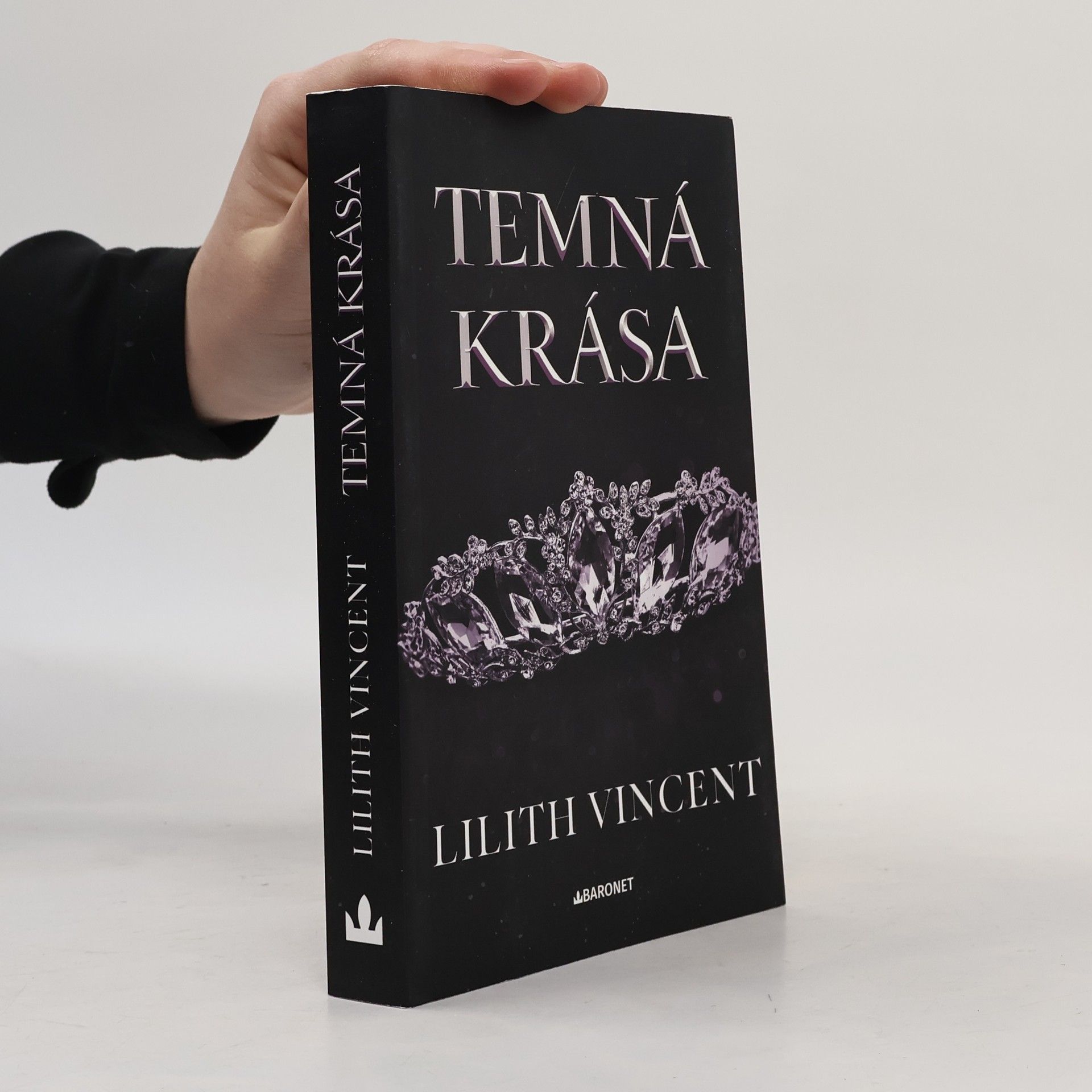 Chloe Chastaine Temná krása