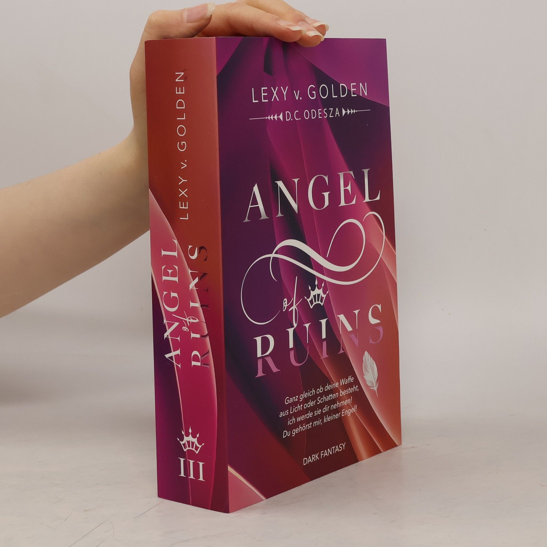 Lexy v. Golden Angel of Ruins. Dark Fantasy