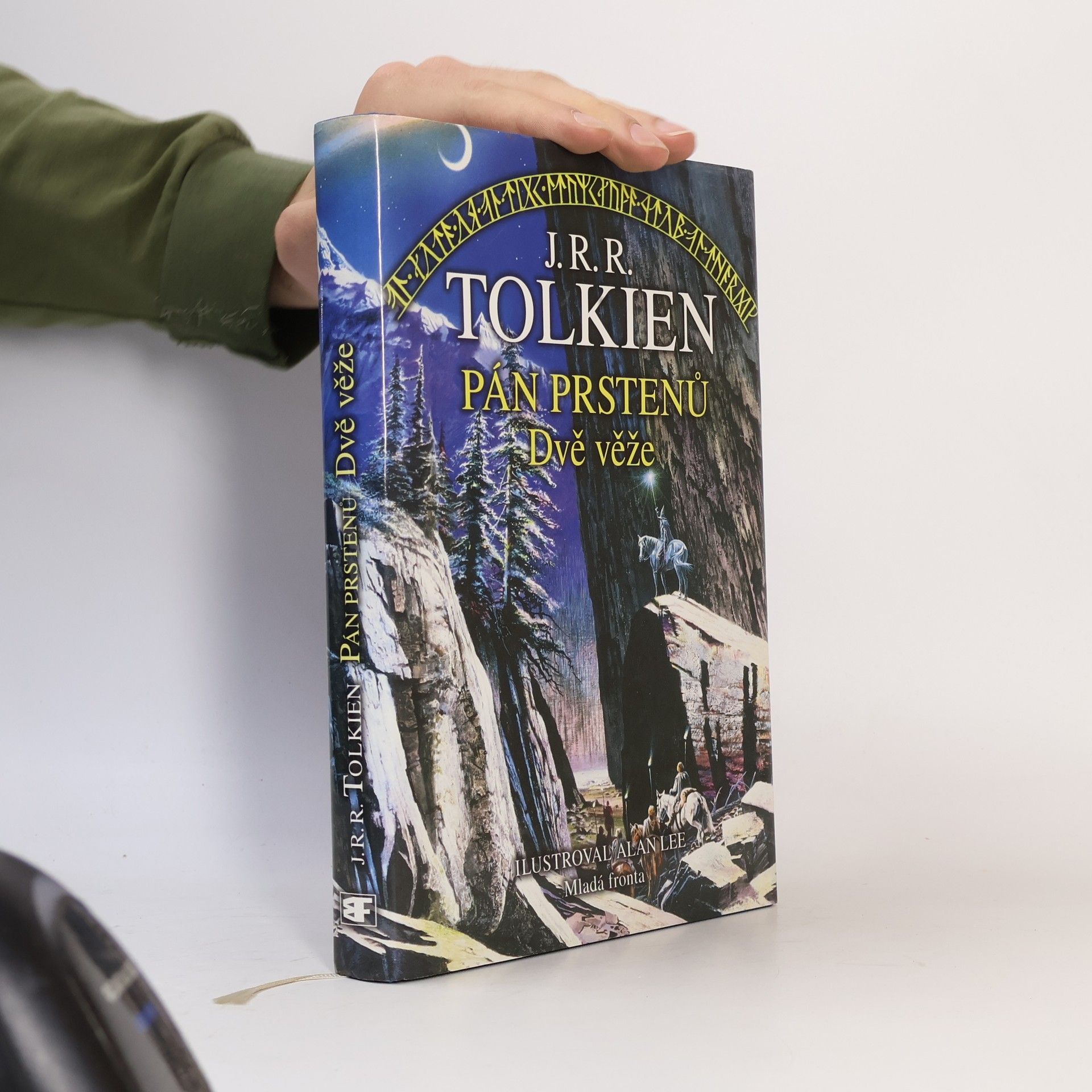 J. R. R. Tolkien Pán prstenů. Dvě věže