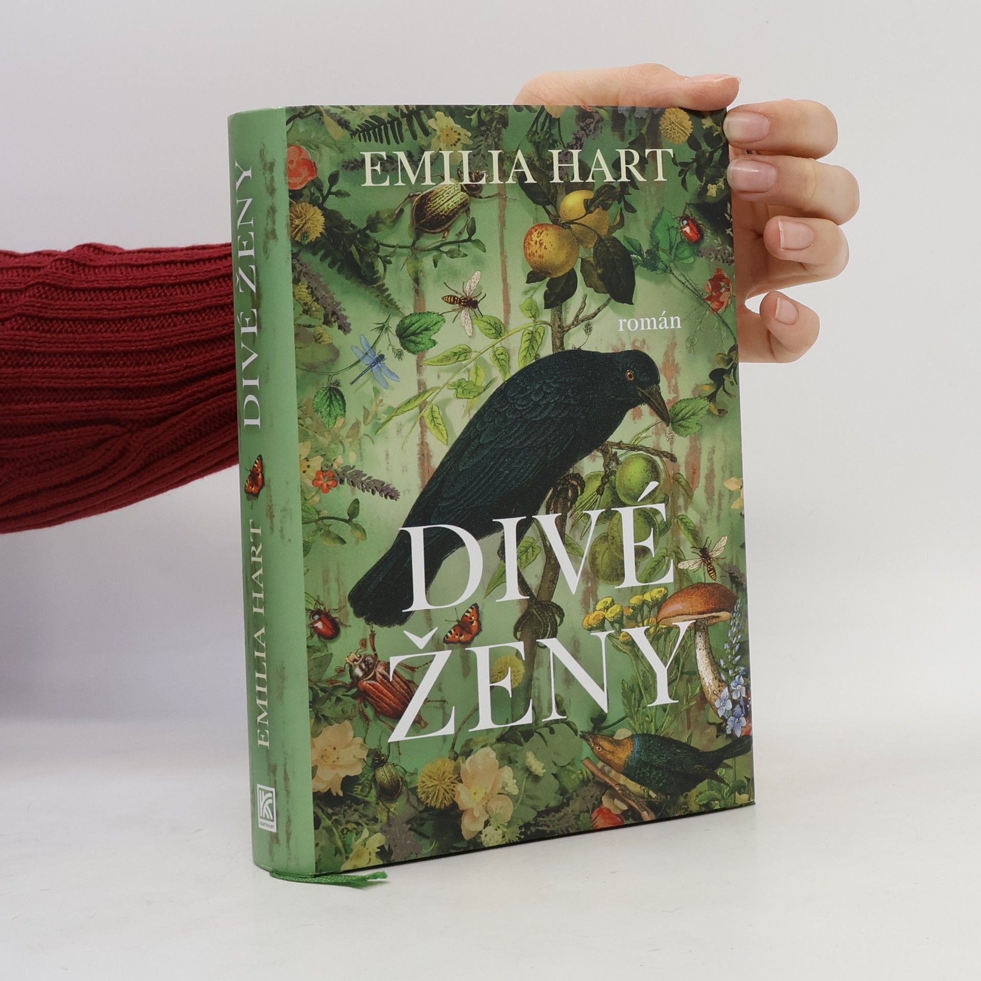 Emilia Hart Divé ženy