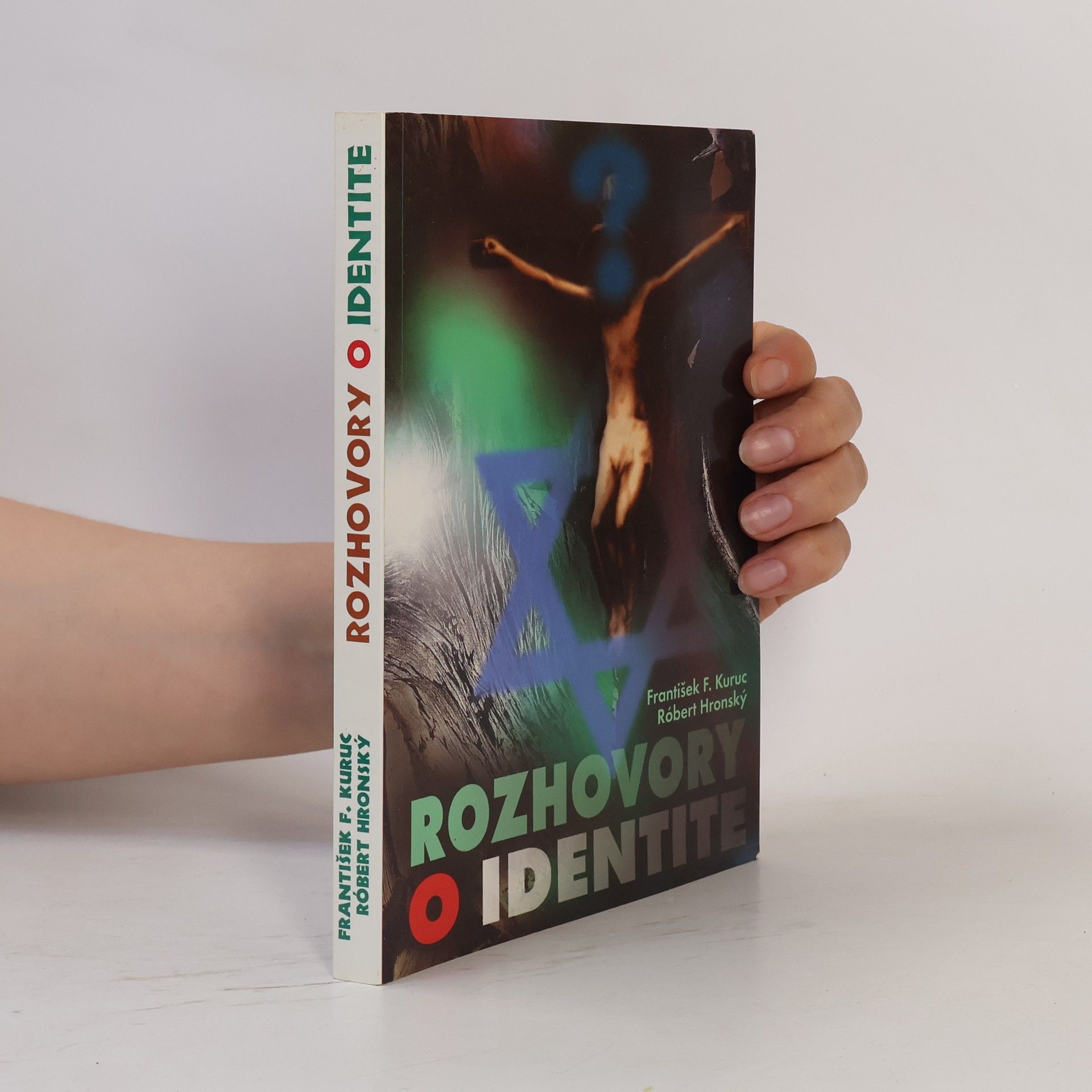 Róbert Hronský Rozhovory o identite