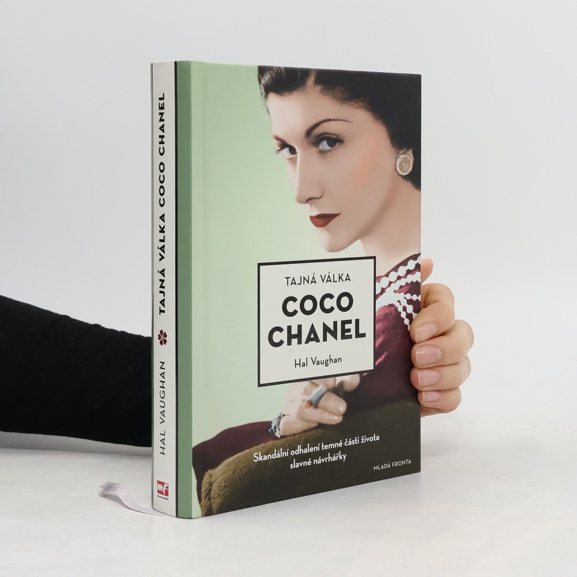 Hal Vaughan Tajná válka Coco Chanel