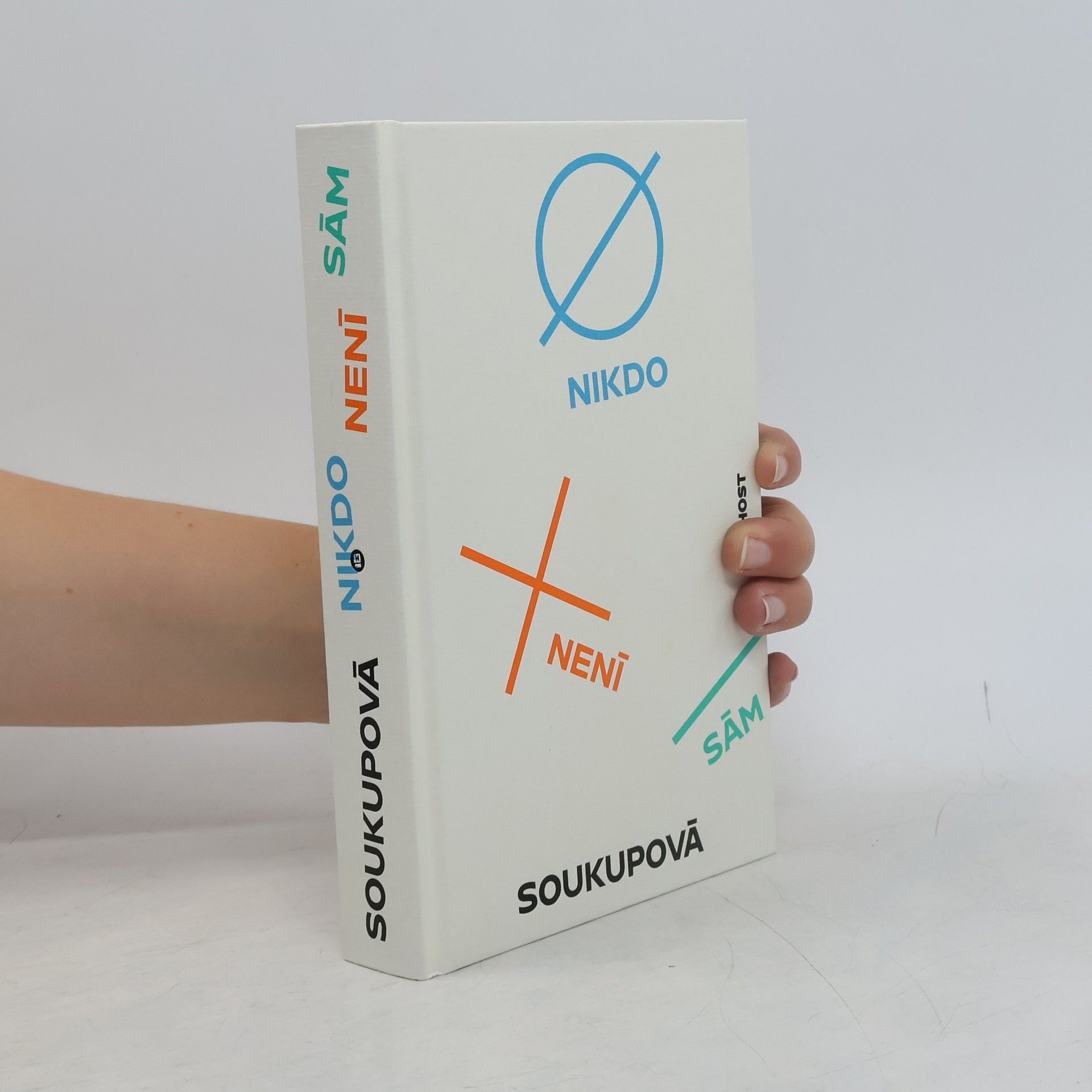 Petra Soukupova Nikdo není sám