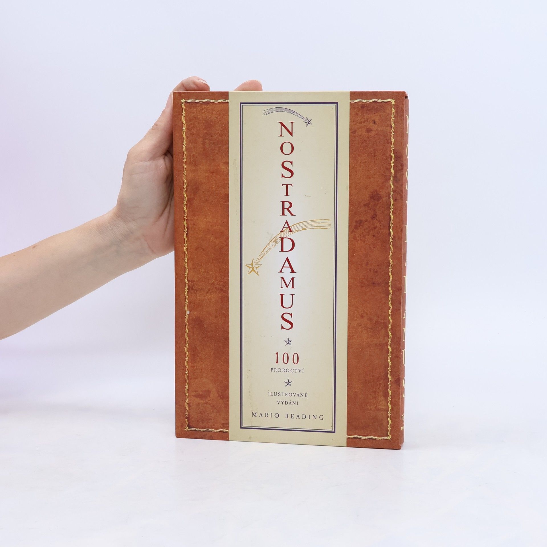 Mario Reading Nostradamus 100 proroctví: ilustrované vydání