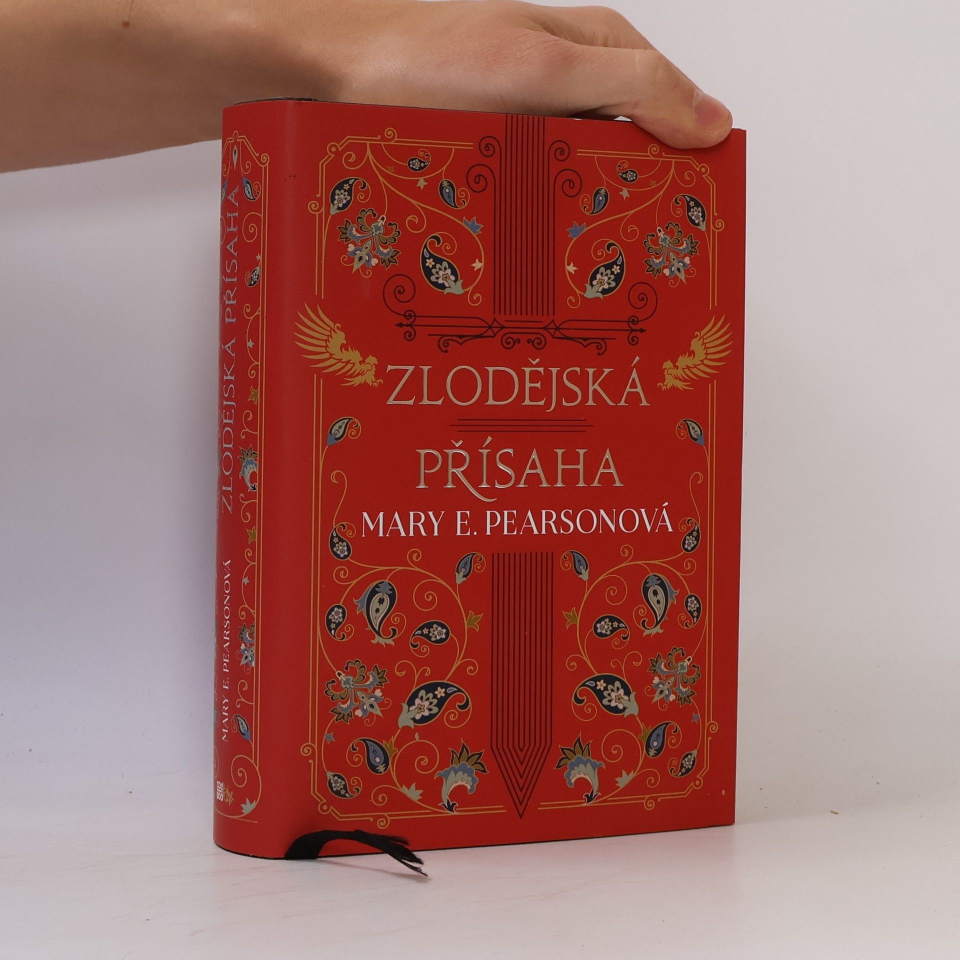 Mary E. Pearson Zlodějská přísaha