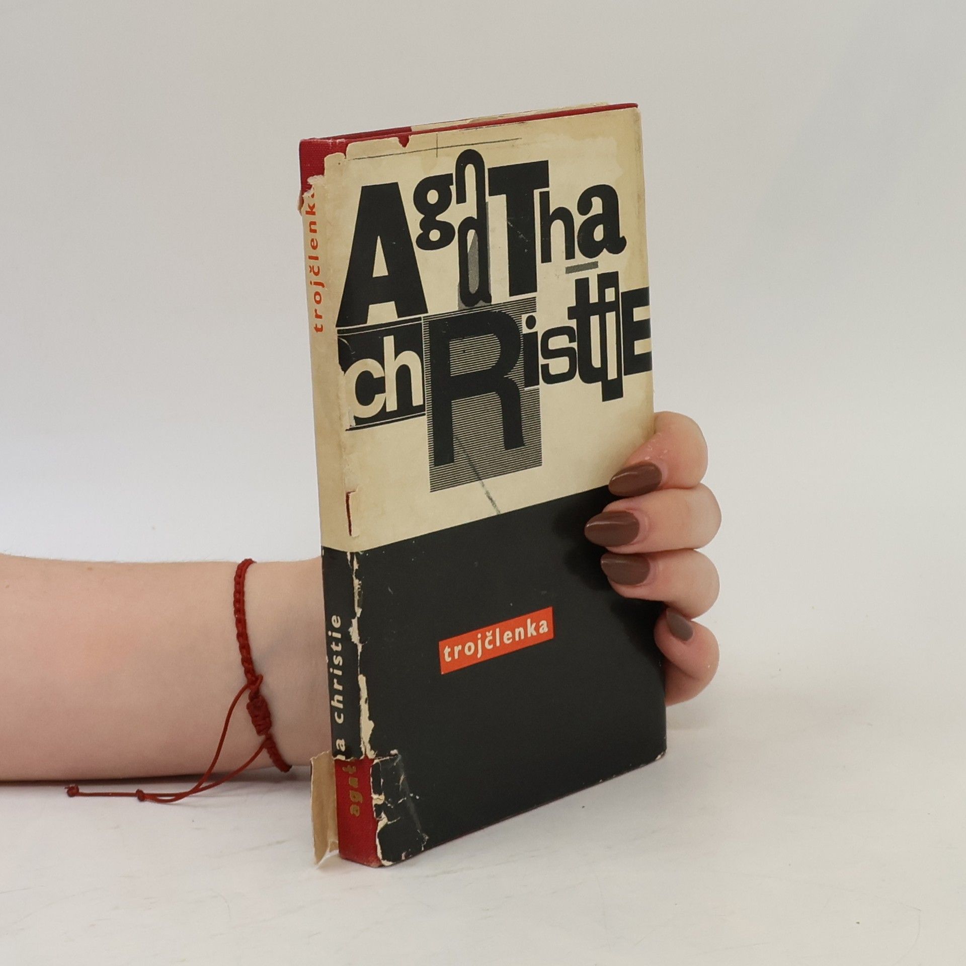 Agatha Christie Trojčlenka