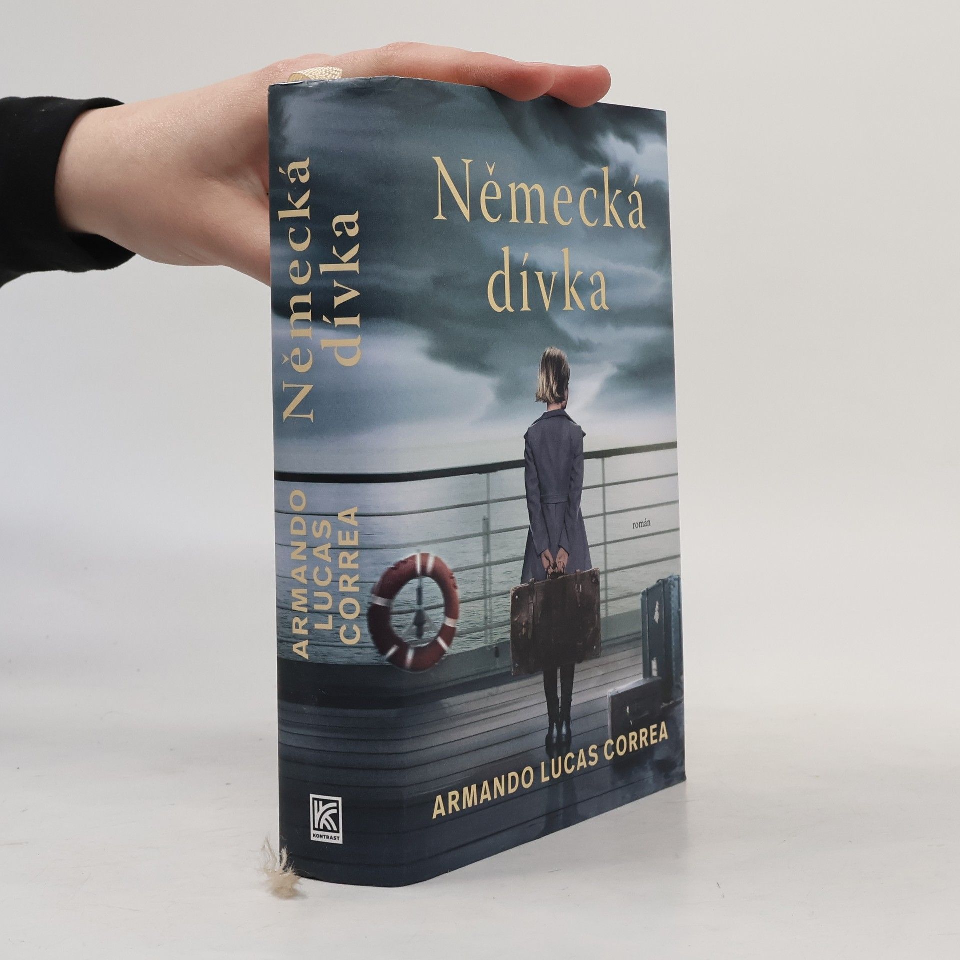 Armando Lucas Correa Německá dívka