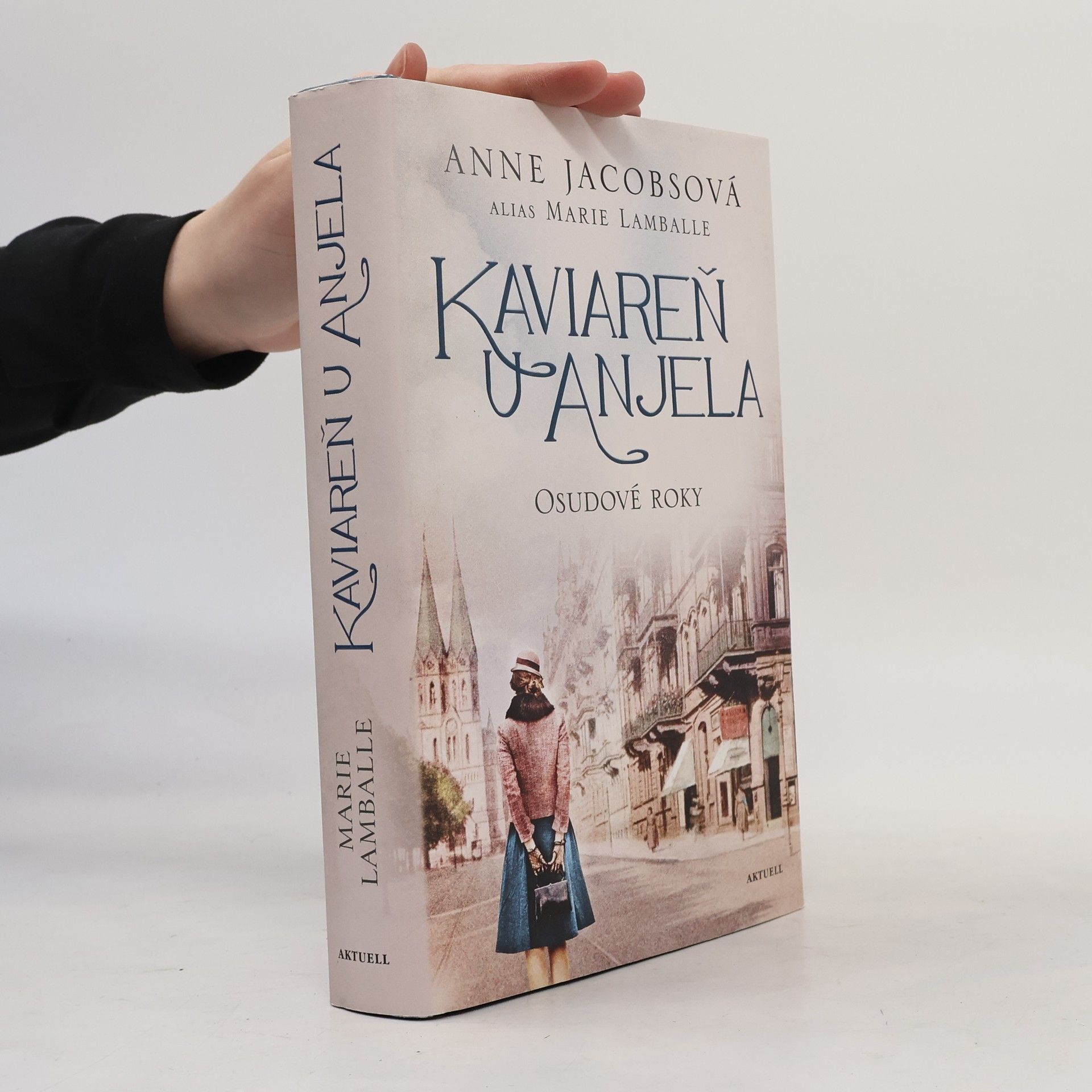 Anne Jacobs Kaviareň u anjela. Osudové kroky.