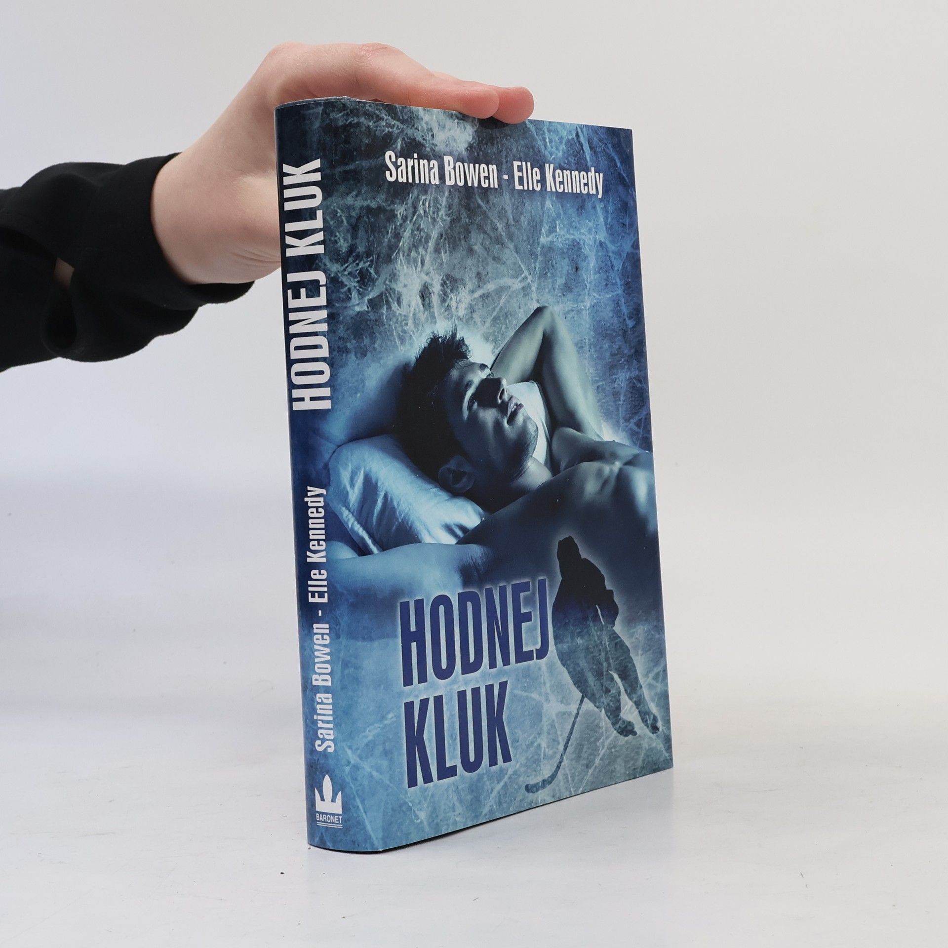 Elle Kennedy Hodnej kluk