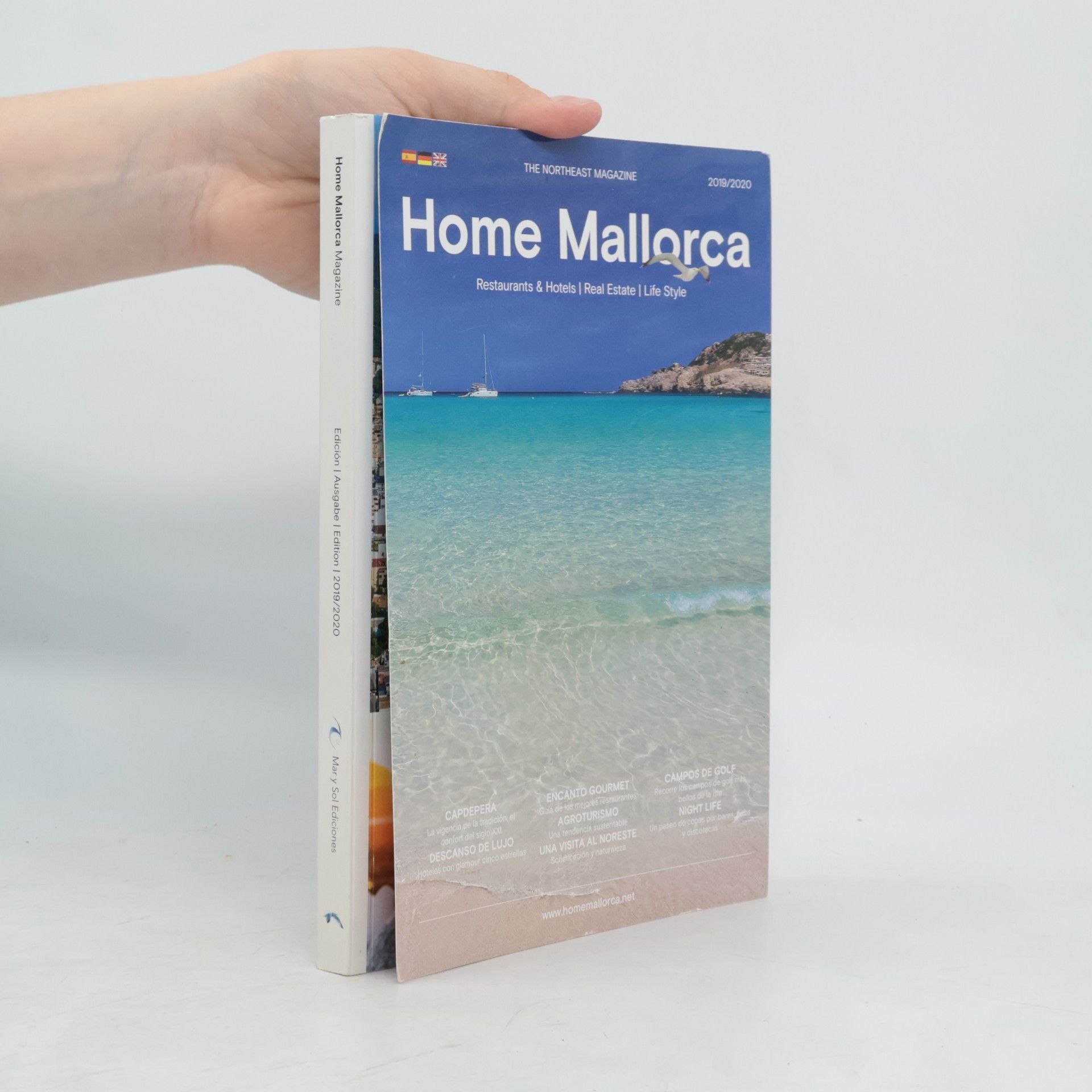 Kolektiv autorů The Northeast Magazine. Home Mallorca 2019/2020