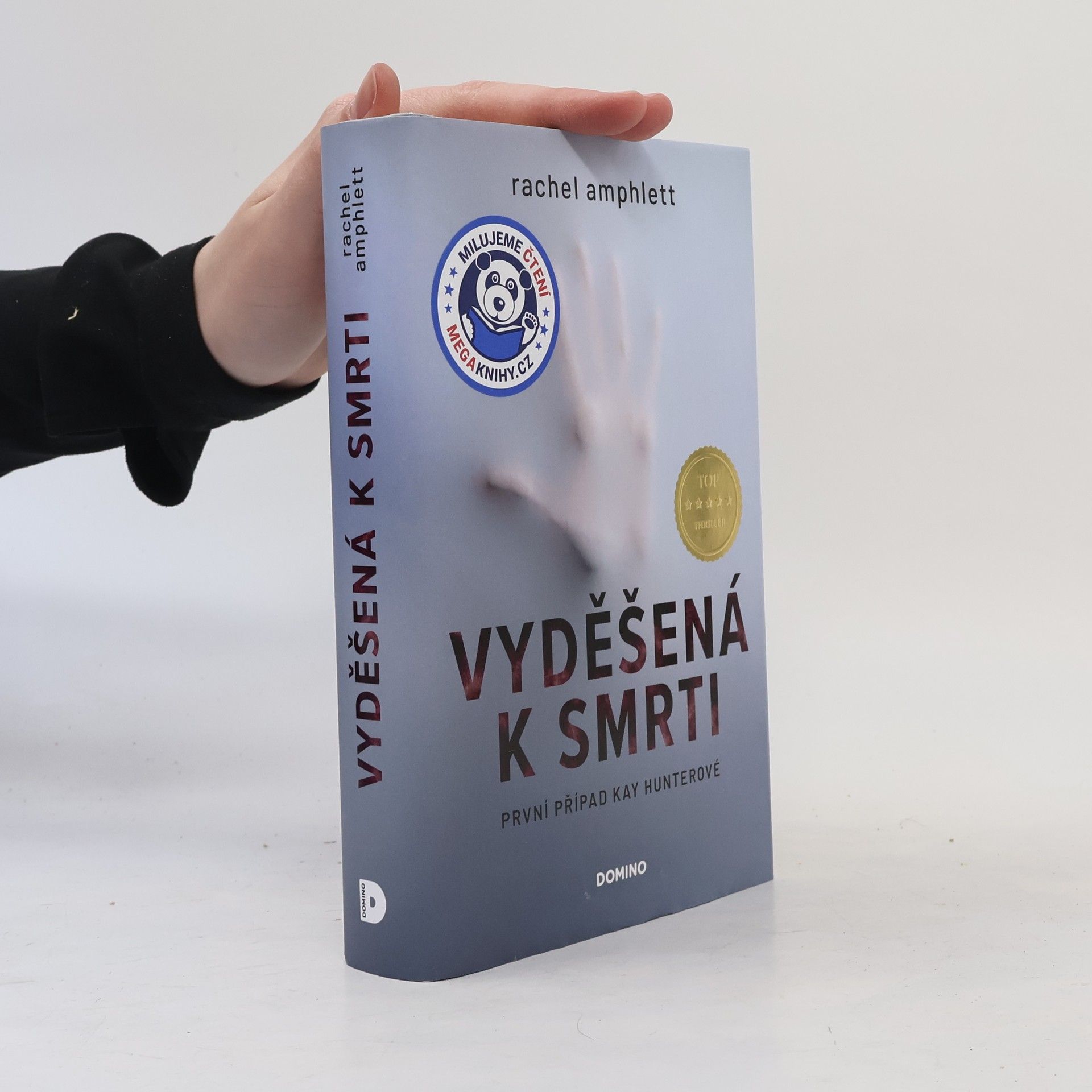 Rachel Amphlett Vyděšená k smrti : První případ Kay Hunterové